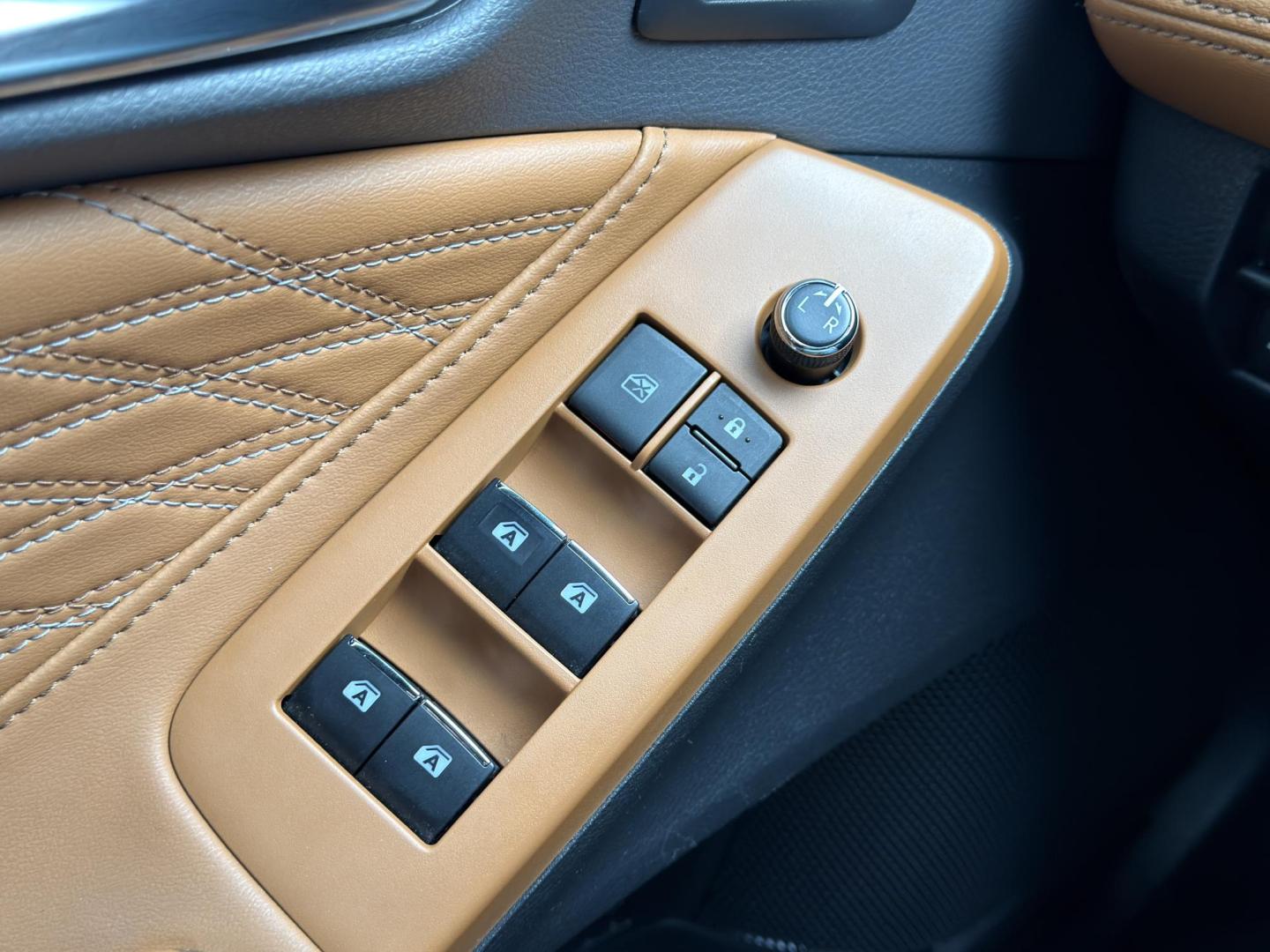 2021 WHITE /Tan Toyota Avalon Hybrid Limited (4T1DA1ABXMU) with an 2.5L 4 Cyl. Hybrid engine, Automatic transmission, located at 2990 Old Orchard Rd., Jackson, MO, 63755, 37.354214, -89.612106 - 2021 Toyota Avalon Hybrid 68xxx miles Front Wheel Drive 2.5L 4 Cyl. Hybrid Automatic Leather Navigation Power/Heated/Cooled Seats Heated Rear Seats Heated Steering Wheel Backup Camera Sunroof Heads Up Display Bluetooth Cruise Power Windows/Locks/Mirrors We have financing available an - Photo#30