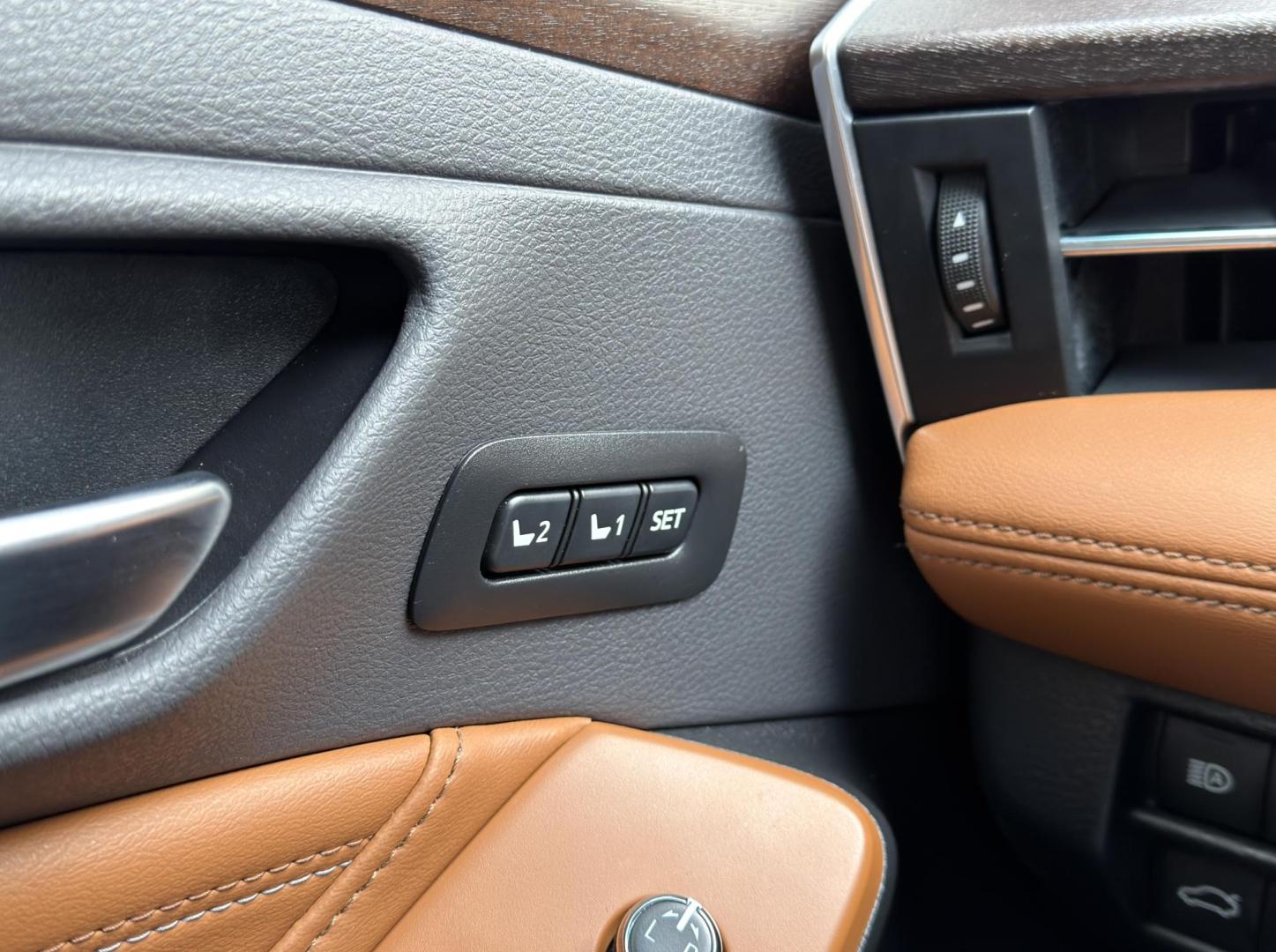 2021 WHITE /Tan Toyota Avalon Hybrid Limited (4T1DA1ABXMU) with an 2.5L 4 Cyl. Hybrid engine, Automatic transmission, located at 2990 Old Orchard Rd., Jackson, MO, 63755, 37.354214, -89.612106 - 2021 Toyota Avalon Hybrid 68xxx miles Front Wheel Drive 2.5L 4 Cyl. Hybrid Automatic Leather Navigation Power/Heated/Cooled Seats Heated Rear Seats Heated Steering Wheel Backup Camera Sunroof Heads Up Display Bluetooth Cruise Power Windows/Locks/Mirrors We have financing available an - Photo#31