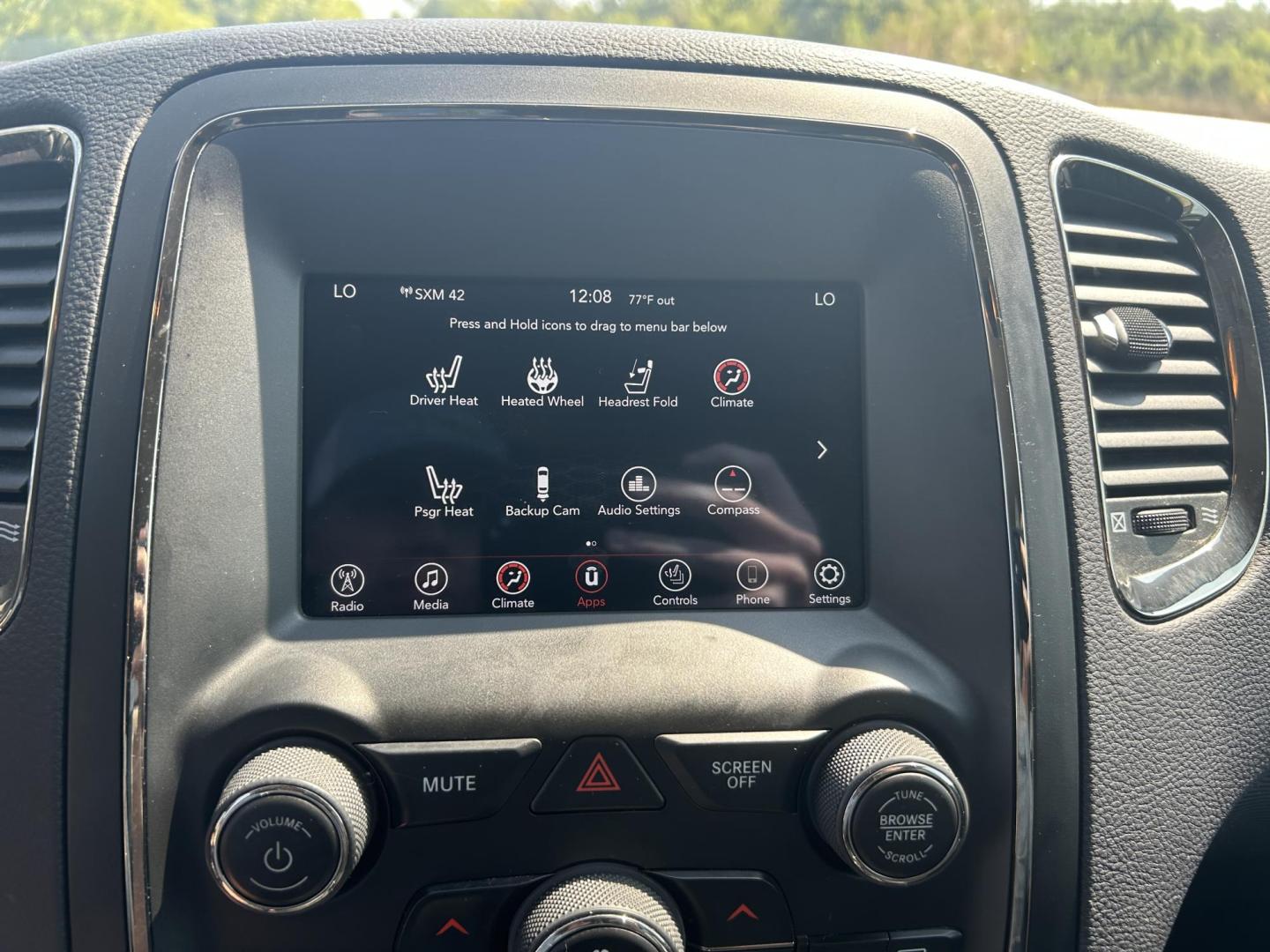 2018 WHITE /Black Dodge Durango GT AWD (1C4RDJDG7JC) with an 3.6L V6 DOHC 24V engine, 8A transmission, located at 506 S. Kingshighway, Cape Girardeau, MO, 63703, (573) 235-5000, 37.294991, -89.553635 - 2018 Dodge Durango GT 143xxx miles All Wheel Drive 3.6L V6 Automatic 3rd Row Power Driver Seat Heated Seats/Steering Wheel Rear Heated Seats Bluetooth Cruise Power Windows/Locks/Mirrors We have financing available and we accept trades! Fill out a credit application on our website or come - Photo#5