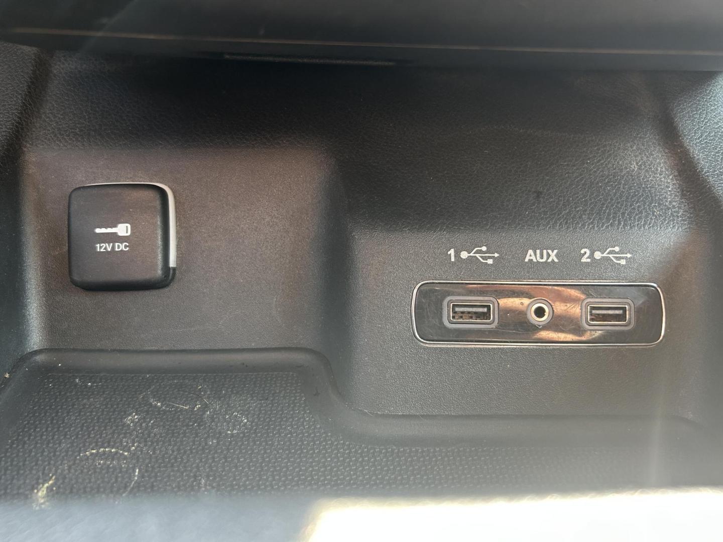 2018 WHITE /Black Dodge Durango GT AWD (1C4RDJDG7JC) with an 3.6L V6 DOHC 24V engine, 8A transmission, located at 506 S. Kingshighway, Cape Girardeau, MO, 63703, (573) 235-5000, 37.294991, -89.553635 - 2018 Dodge Durango GT 143xxx miles All Wheel Drive 3.6L V6 Automatic 3rd Row Power Driver Seat Heated Seats/Steering Wheel Rear Heated Seats Bluetooth Cruise Power Windows/Locks/Mirrors We have financing available and we accept trades! Fill out a credit application on our website or come - Photo#29