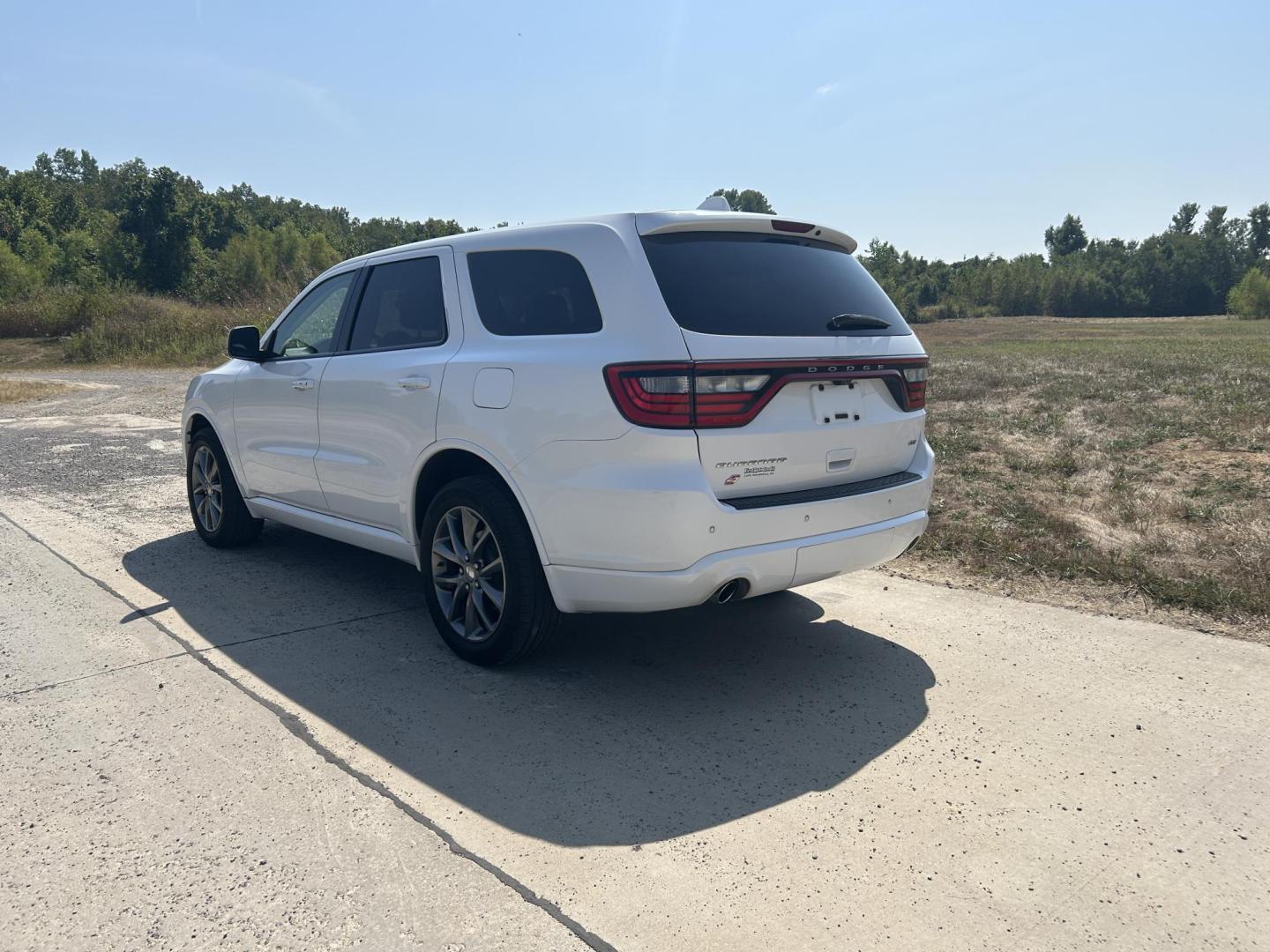 2018 WHITE /Black Dodge Durango GT AWD (1C4RDJDG7JC) with an 3.6L V6 DOHC 24V engine, 8A transmission, located at 506 S. Kingshighway, Cape Girardeau, MO, 63703, (573) 235-5000, 37.294991, -89.553635 - 2018 Dodge Durango GT 143xxx miles All Wheel Drive 3.6L V6 Automatic 3rd Row Power Driver Seat Heated Seats/Steering Wheel Rear Heated Seats Bluetooth Cruise Power Windows/Locks/Mirrors We have financing available and we accept trades! Fill out a credit application on our website or come - Photo#9