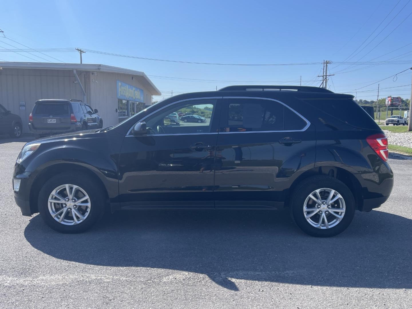 2017 BLACK /Black Cloth Chevrolet Equinox LT 2WD (2GNALCEK2H6) with an 2.4L 4 Cyl. engine, Automatic transmission, located at 2990 Old Orchard Rd., Jackson, MO, 63755, 37.354214, -89.612106 - We have financing available and we accept trades! Fill out a credit application on our website or come by today! If you have any questions, give us a call at (573) 204-7777 or visit our website at firstautocredit.com. - Photo#4