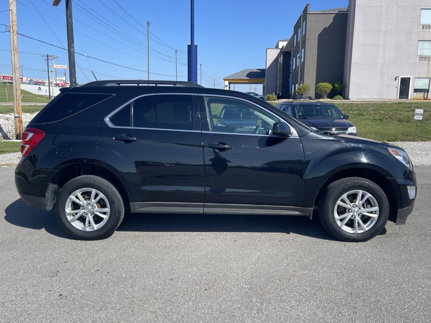2017 BLACK /Black Cloth Chevrolet Equinox LT 2WD (2GNALCEK2H6) with an 2.4L 4 Cyl. engine, Automatic transmission, located at 2990 Old Orchard Rd., Jackson, MO, 63755, 37.354214, -89.612106 - We have financing available and we accept trades! Fill out a credit application on our website or come by today! If you have any questions, give us a call at (573) 204-7777 or visit our website at firstautocredit.com. - Photo#5