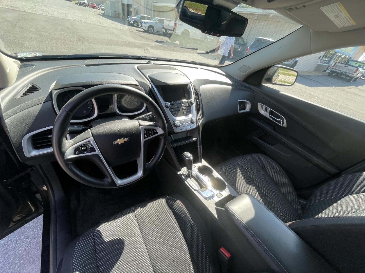 2017 BLACK /Black Cloth Chevrolet Equinox LT 2WD (2GNALCEK2H6) with an 2.4L 4 Cyl. engine, Automatic transmission, located at 2990 Old Orchard Rd., Jackson, MO, 63755, 37.354214, -89.612106 - We have financing available and we accept trades! Fill out a credit application on our website or come by today! If you have any questions, give us a call at (573) 204-7777 or visit our website at firstautocredit.com. - Photo#13