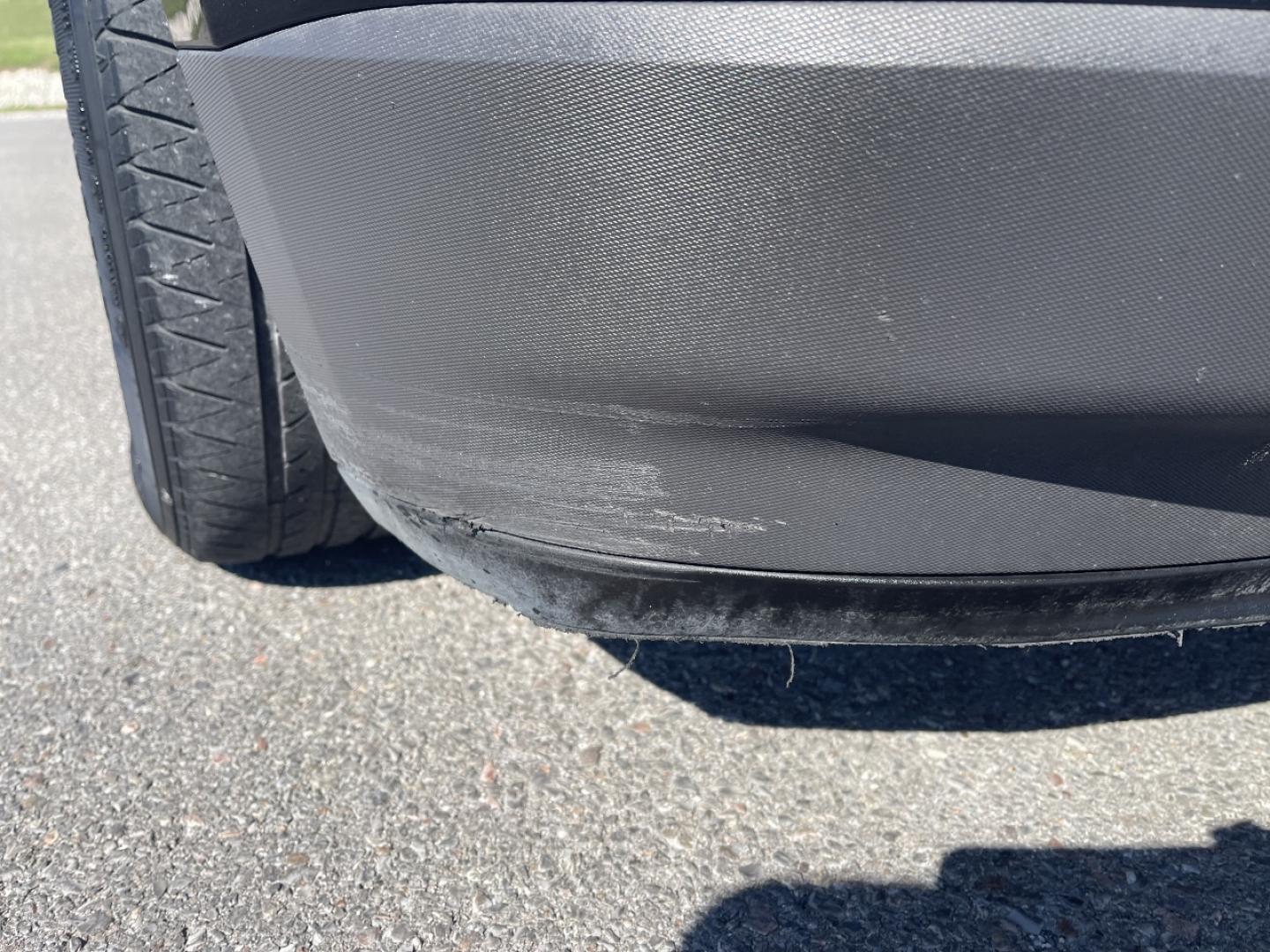 2017 BLACK /Black Cloth Chevrolet Equinox LT 2WD (2GNALCEK2H6) with an 2.4L 4 Cyl. engine, Automatic transmission, located at 2990 Old Orchard Rd., Jackson, MO, 63755, 37.354214, -89.612106 - We have financing available and we accept trades! Fill out a credit application on our website or come by today! If you have any questions, give us a call at (573) 204-7777 or visit our website at firstautocredit.com. - Photo#35