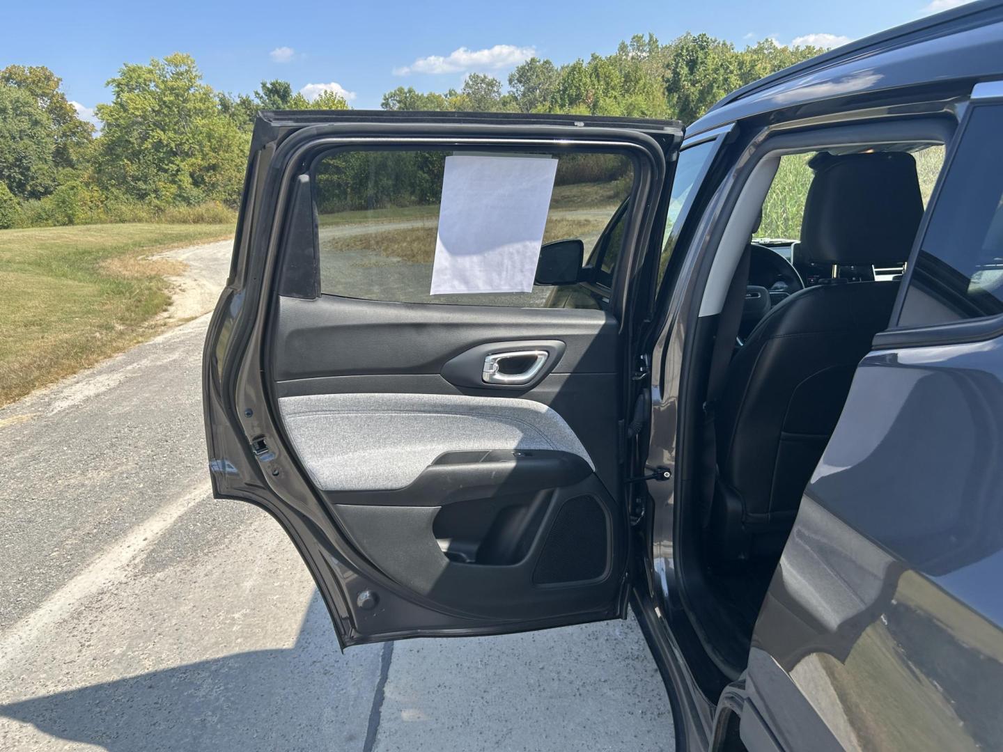 2022 GRAY /Black Jeep Compass Latitude 4WD (3C4NJDBB5NT) with an 2.4L L4 DOHC 16V engine, Automatic transmission, located at 506 S. Kingshighway, Cape Girardeau, MO, 63703, (573) 235-5000, 37.294991, -89.553635 - 2022 Jeep Compass Latitude 4WD 37xxx miles Four Wheel Drive 2.4L 4 Cyl. Automatic Backup Camera Bluetooth Power Driver Seat Heated Seats Cruise Power Lift Gate Power Windows/Locks/Mirrors We have financing available and we accept trades! Fill out a credit application on our website or co - Photo#18