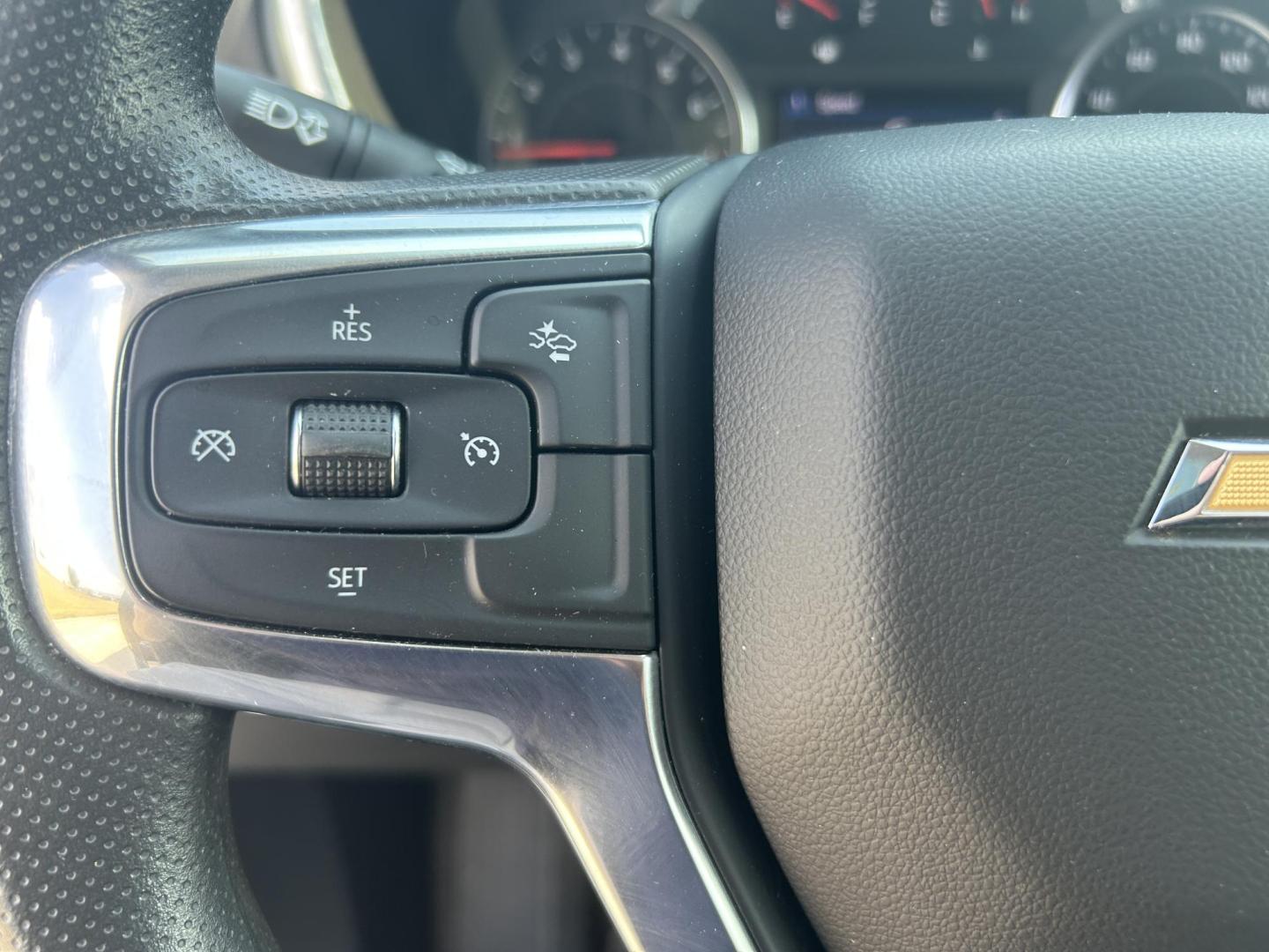 2021 BLACK /Black Chevrolet Blazer 2LT (3GNKBCRS8MS) with an 3.6L V6 DOHC 24V engine, 9A transmission, located at 506 S. Kingshighway, Cape Girardeau, MO, 63703, (573) 235-5000, 37.294991, -89.553635 - 2021 Chevrolet Blazer 2lt 43xxx miles Front Wheel Drive 3.6L V6 Red Line Edition Convenience Package Driver Confidence Package Automatic Power/Heated Seats Heated Steering Wheel Backup Camera Bluetooth Remote Start Cruise Power Windows/Locks/Mirrors We have financing available and we - Photo#25