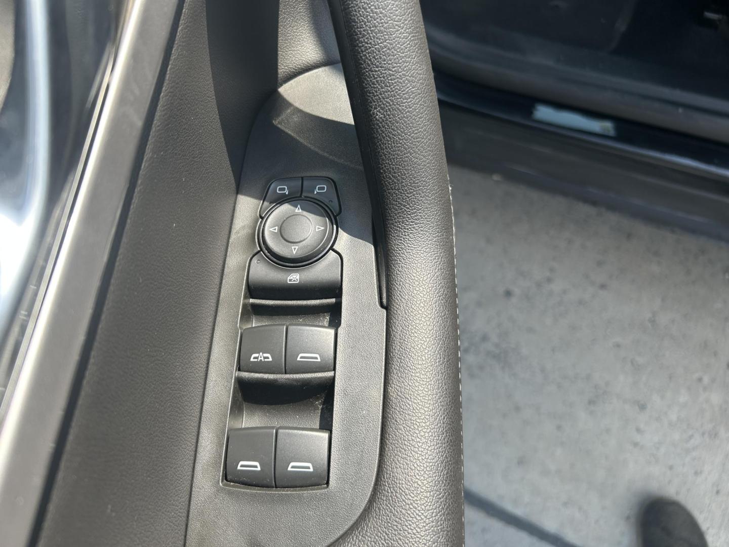 2021 BLACK /Black Chevrolet Blazer 2LT (3GNKBCRS8MS) with an 3.6L V6 DOHC 24V engine, 9A transmission, located at 506 S. Kingshighway, Cape Girardeau, MO, 63703, (573) 235-5000, 37.294991, -89.553635 - 2021 Chevrolet Blazer 2lt 43xxx miles Front Wheel Drive 3.6L V6 Red Line Edition Convenience Package Driver Confidence Package Automatic Power/Heated Seats Heated Steering Wheel Backup Camera Bluetooth Remote Start Cruise Power Windows/Locks/Mirrors We have financing available and we - Photo#32