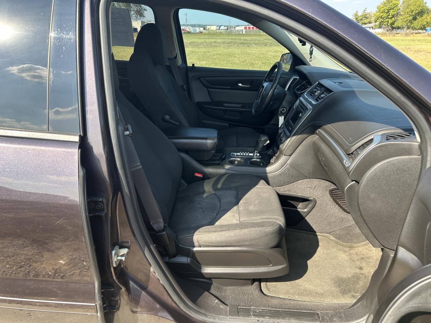2015 BURGUNDY /Black GMC Acadia SLE-1 FWD (1GKKRNED1FJ) with an 3.6L V6 DOHC 24V engine, 6-Speed Automatic transmission, located at 506 S. Kingshighway, Cape Girardeau, MO, 63703, (573) 235-5000, 37.294991, -89.553635 - ***Salvage Title*** 2015 GMC Acadia SLE 120,XXX Miles 3.6L V6 Automatic Front Wheel Drive Back Up Camera Third Row Bluetooth Cruise Power Locks/Windows/Mirrors We have financing available and we accept trades! Fill out a credit application on our website or come by today! If you have any - Photo#26