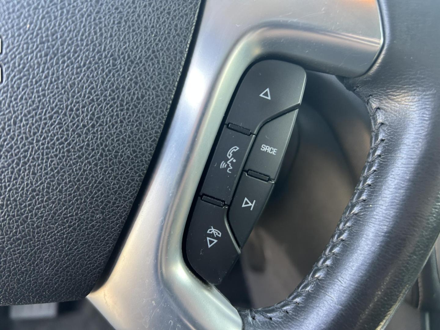 2015 BURGUNDY /Black GMC Acadia SLE-1 FWD (1GKKRNED1FJ) with an 3.6L V6 DOHC 24V engine, 6-Speed Automatic transmission, located at 506 S. Kingshighway, Cape Girardeau, MO, 63703, (573) 235-5000, 37.294991, -89.553635 - ***Salvage Title*** 2015 GMC Acadia SLE 120,XXX Miles 3.6L V6 Automatic Front Wheel Drive Back Up Camera Third Row Bluetooth Cruise Power Locks/Windows/Mirrors We have financing available and we accept trades! Fill out a credit application on our website or come by today! If you have any - Photo#33