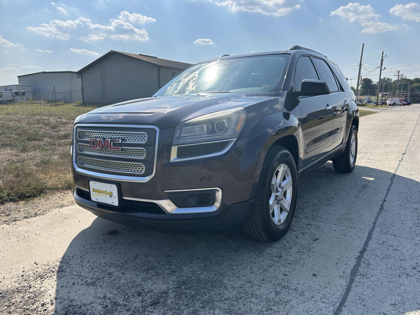 2015 BURGUNDY /Black GMC Acadia SLE-1 FWD (1GKKRNED1FJ) with an 3.6L V6 DOHC 24V engine, 6-Speed Automatic transmission, located at 506 S. Kingshighway, Cape Girardeau, MO, 63703, (573) 235-5000, 37.294991, -89.553635 - ***Salvage Title*** 2015 GMC Acadia SLE 120,XXX Miles 3.6L V6 Automatic Front Wheel Drive Back Up Camera Third Row Bluetooth Cruise Power Locks/Windows/Mirrors We have financing available and we accept trades! Fill out a credit application on our website or come by today! If you have any - Photo#7