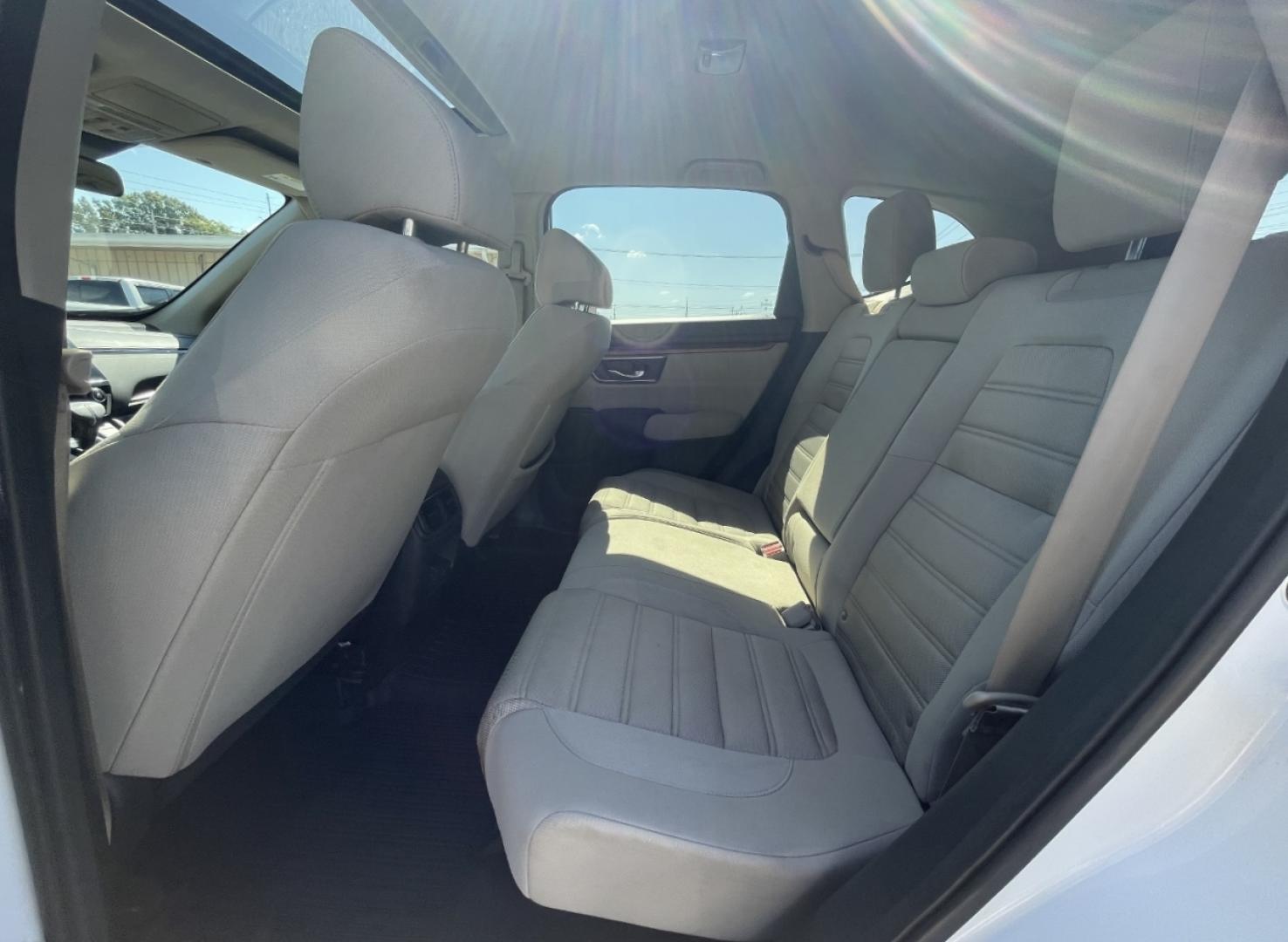 2017 WHITE /Tan Cloth Honda CR-V EX AWD (5J6RW2H53HL) with an 1.5L 4 Cyl. engine, CVT transmission, located at 2990 Old Orchard Rd., Jackson, MO, 63755, 37.354214, -89.612106 - We have financing available and we accept trades! Fill out a credit application on our website or come by today! If you have any questions, give us a call at (573) 204-7777 or visit our website at firstautocredit.com. - Photo#21