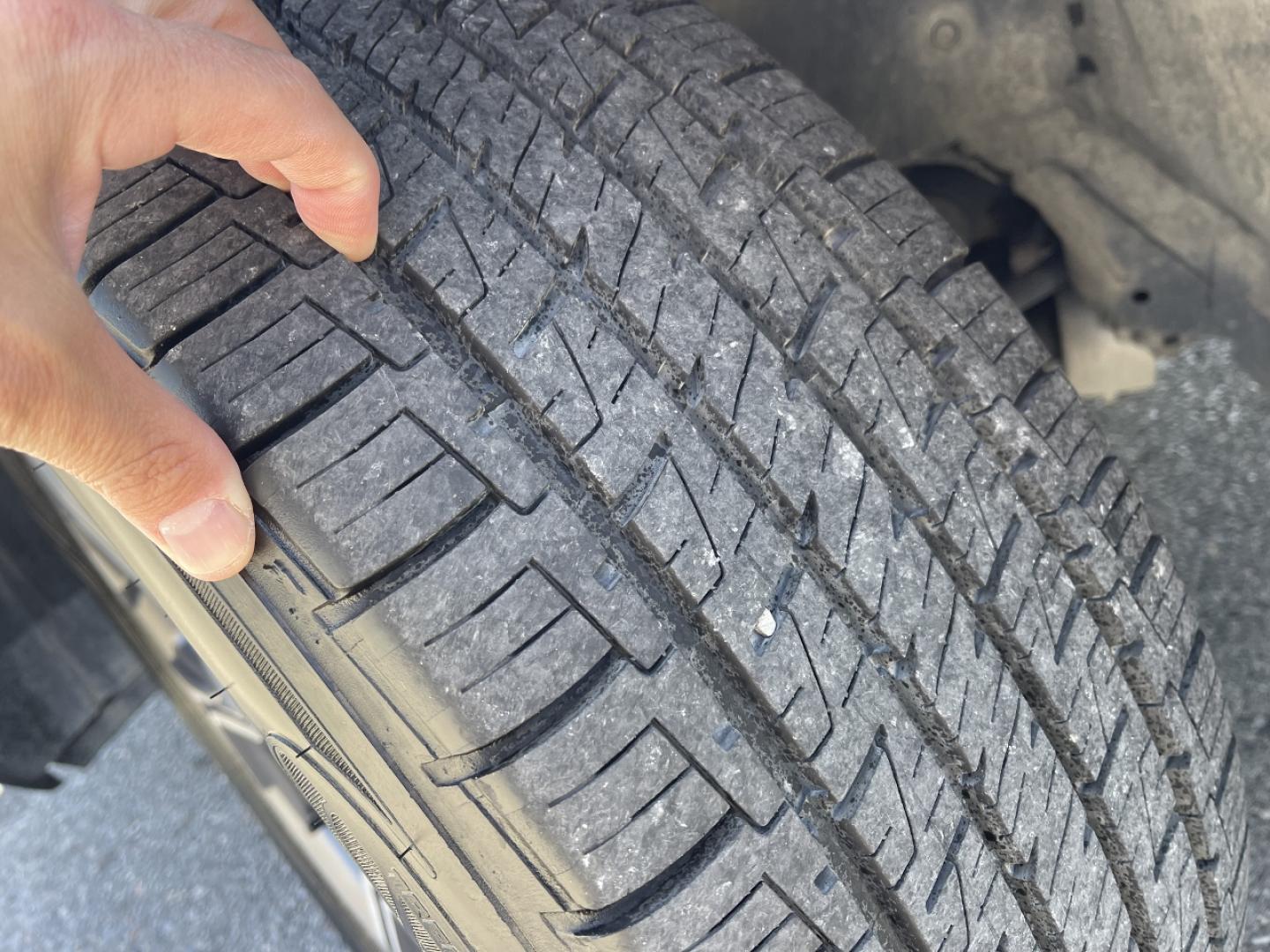 2017 WHITE /Tan Cloth Honda CR-V EX AWD (5J6RW2H53HL) with an 1.5L 4 Cyl. engine, CVT transmission, located at 2990 Old Orchard Rd., Jackson, MO, 63755, 37.354214, -89.612106 - We have financing available and we accept trades! Fill out a credit application on our website or come by today! If you have any questions, give us a call at (573) 204-7777 or visit our website at firstautocredit.com. - Photo#30