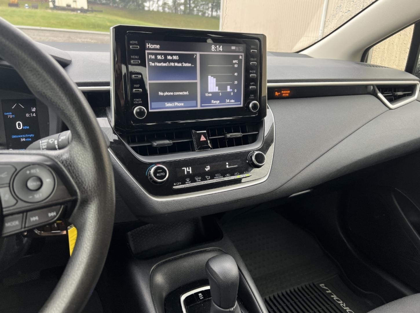 2020 WHITE /Black Cloth Toyota Corolla LE (JTDEPRAE6LJ) with an 1.8L 4 Cyl. engine, CVT transmission, located at 2990 Old Orchard Rd., Jackson, MO, 63755, 37.354214, -89.612106 - We have financing available and we accept trades! Fill out a credit application on our website or come by today! If you have any questions, give us a call at (573) 204-7777 or visit our website at firstautocredit.com. - Photo#3