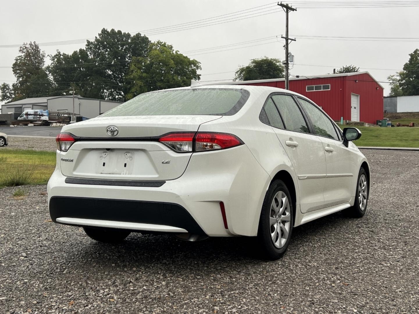 2020 WHITE /Black Cloth Toyota Corolla LE (JTDEPRAE6LJ) with an 1.8L 4 Cyl. engine, CVT transmission, located at 2990 Old Orchard Rd., Jackson, MO, 63755, 37.354214, -89.612106 - We have financing available and we accept trades! Fill out a credit application on our website or come by today! If you have any questions, give us a call at (573) 204-7777 or visit our website at firstautocredit.com. - Photo#7