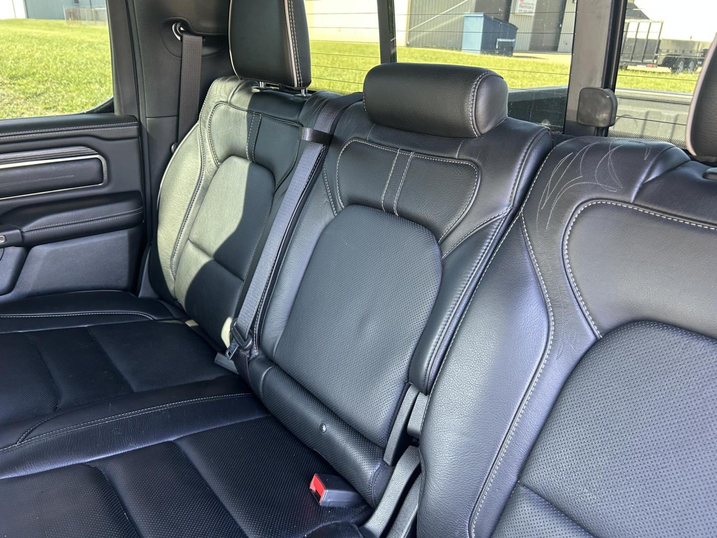 2021 WHITE /Black RAM 1500 Limited Crew Cab SWB 4WD (1C6SRFHT1MN) with an 5.7L V8 OHV 16V engine, Automatic transmission, located at 506 S. Kingshighway, Cape Girardeau, MO, 63703, (573) 235-5000, 37.294991, -89.553635 - 2021 Ram 1500 Longhorn 34xxx miles 4x4 5.7L V8 HEMI eTourque Automatic One Owner 4 Corner Air Suspension Leather Navigation Power/Heated/Cooled Seats Heated/Cooled Rear Seats Heated Steering Wheel Backup Camera Bluetooth Power Running Boards Harman Karmon Sound System Remote Start C - Photo#34