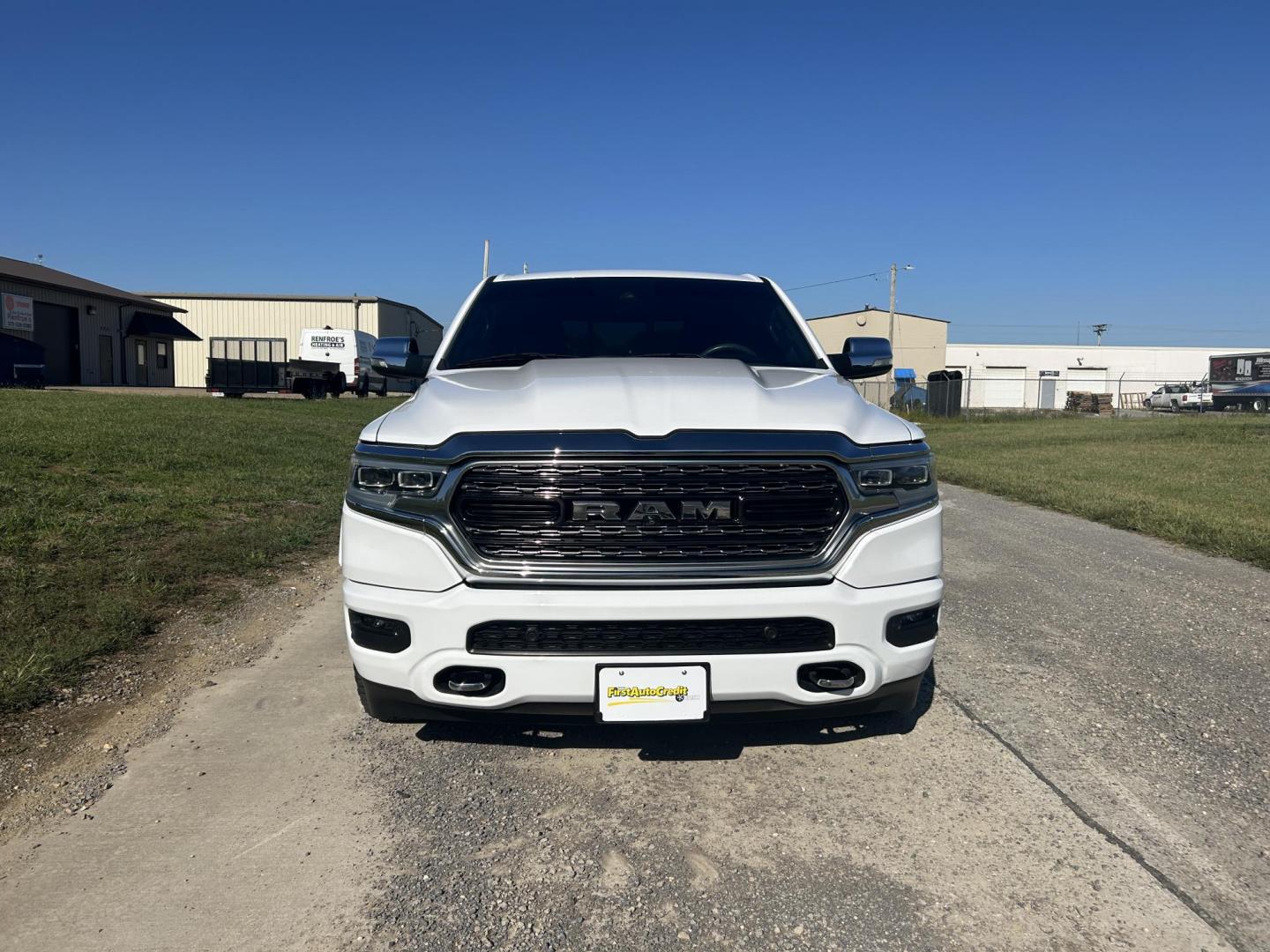 2021 WHITE /Black RAM 1500 Limited Crew Cab SWB 4WD (1C6SRFHT1MN) with an 5.7L V8 OHV 16V engine, Automatic transmission, located at 506 S. Kingshighway, Cape Girardeau, MO, 63703, (573) 235-5000, 37.294991, -89.553635 - 2021 Ram 1500 Longhorn 34xxx miles 4x4 5.7L V8 HEMI eTourque Automatic One Owner 4 Corner Air Suspension Leather Navigation Power/Heated/Cooled Seats Heated/Cooled Rear Seats Heated Steering Wheel Backup Camera Bluetooth Power Running Boards Harman Karmon Sound System Remote Start C - Photo#14