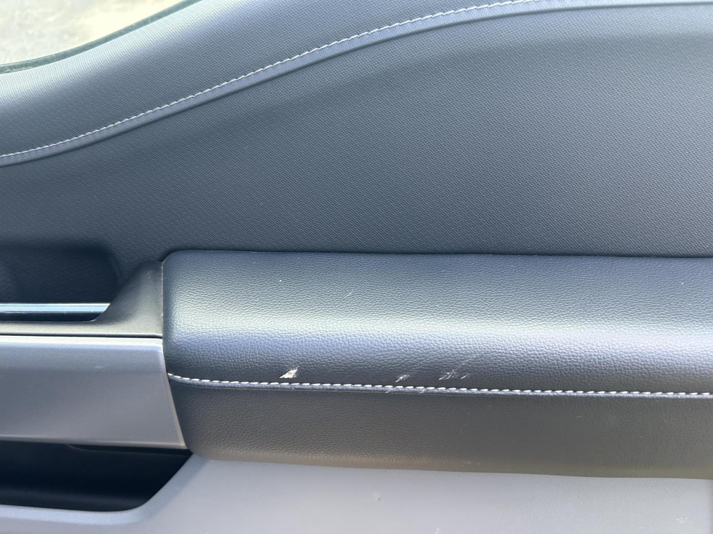 2021 SILVER /Gray Ford F-150 XL SuperCrew 6.5-ft. Bed 4WD (1FTFW1E51MK) with an 5.0L V8 OHV 16V engine, 6A transmission, located at 506 S. Kingshighway, Cape Girardeau, MO, 63703, (573) 235-5000, 37.294991, -89.553635 - 2021 Ford F-150 XLT 1-Owner 93xxx miles 4x4 5.0L V8 Automatic Backup Camera Power/Heated Seats Bluetooth Remote Start Cruise Power Windows/Locks/Mirrors We have financing available and we accept trades! Fill out a credit application on our website or come by today! If you have any quest - Photo#41