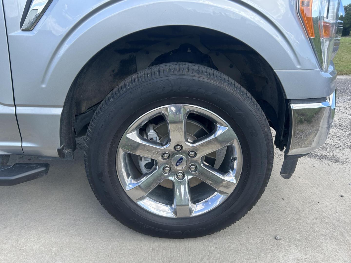 2021 SILVER /Gray Ford F-150 XL SuperCrew 6.5-ft. Bed 4WD (1FTFW1E51MK) with an 5.0L V8 OHV 16V engine, 6A transmission, located at 506 S. Kingshighway, Cape Girardeau, MO, 63703, (573) 235-5000, 37.294991, -89.553635 - 2021 Ford F-150 XLT 1-Owner 93xxx miles 4x4 5.0L V8 Automatic Backup Camera Power/Heated Seats Bluetooth Remote Start Cruise Power Windows/Locks/Mirrors We have financing available and we accept trades! Fill out a credit application on our website or come by today! If you have any quest - Photo#29