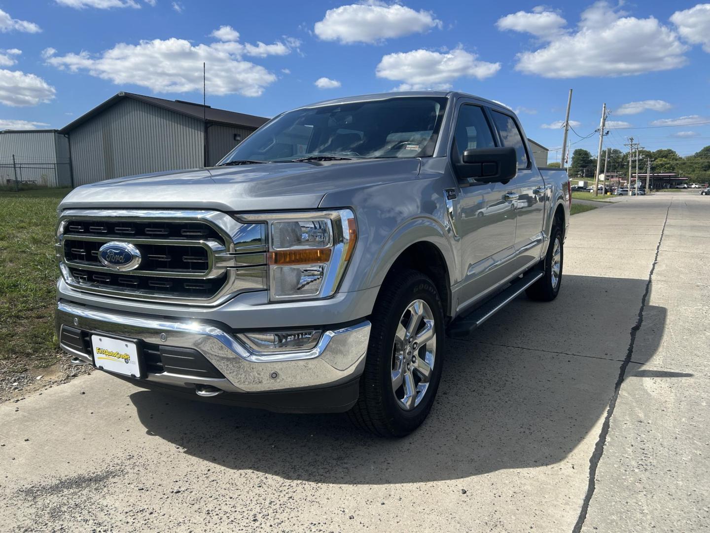 2021 SILVER /Gray Ford F-150 XL SuperCrew 6.5-ft. Bed 4WD (1FTFW1E51MK) with an 5.0L V8 OHV 16V engine, 6A transmission, located at 506 S. Kingshighway, Cape Girardeau, MO, 63703, (573) 235-5000, 37.294991, -89.553635 - 2021 Ford F-150 XLT 1-Owner 93xxx miles 4x4 5.0L V8 Automatic Backup Camera Power/Heated Seats Bluetooth Remote Start Cruise Power Windows/Locks/Mirrors We have financing available and we accept trades! Fill out a credit application on our website or come by today! If you have any quest - Photo#7