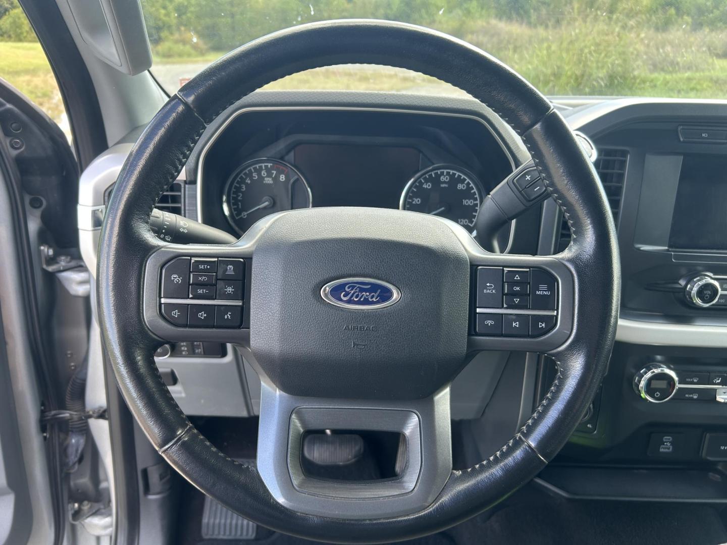 2021 SILVER /Gray Ford F-150 XL SuperCrew 6.5-ft. Bed 4WD (1FTFW1E51MK) with an 5.0L V8 OHV 16V engine, 6A transmission, located at 506 S. Kingshighway, Cape Girardeau, MO, 63703, (573) 235-5000, 37.294991, -89.553635 - 2021 Ford F-150 XLT 1-Owner 93xxx miles 4x4 5.0L V8 Automatic Backup Camera Power/Heated Seats Bluetooth Remote Start Cruise Power Windows/Locks/Mirrors We have financing available and we accept trades! Fill out a credit application on our website or come by today! If you have any quest - Photo#32