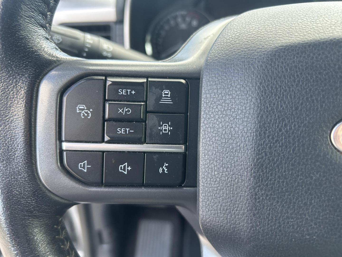 2021 SILVER /Gray Ford F-150 XL SuperCrew 6.5-ft. Bed 4WD (1FTFW1E51MK) with an 5.0L V8 OHV 16V engine, 6A transmission, located at 506 S. Kingshighway, Cape Girardeau, MO, 63703, (573) 235-5000, 37.294991, -89.553635 - 2021 Ford F-150 XLT 1-Owner 93xxx miles 4x4 5.0L V8 Automatic Backup Camera Power/Heated Seats Bluetooth Remote Start Cruise Power Windows/Locks/Mirrors We have financing available and we accept trades! Fill out a credit application on our website or come by today! If you have any quest - Photo#34