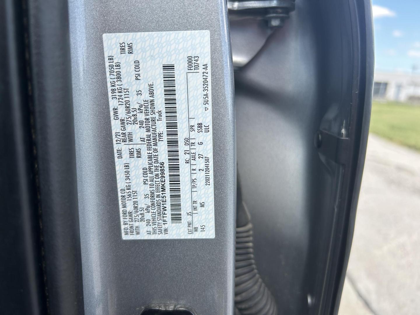 2021 SILVER /Gray Ford F-150 XL SuperCrew 6.5-ft. Bed 4WD (1FTFW1E51MK) with an 5.0L V8 OHV 16V engine, 6A transmission, located at 506 S. Kingshighway, Cape Girardeau, MO, 63703, (573) 235-5000, 37.294991, -89.553635 - 2021 Ford F-150 XLT 1-Owner 93xxx miles 4x4 5.0L V8 Automatic Backup Camera Power/Heated Seats Bluetooth Remote Start Cruise Power Windows/Locks/Mirrors We have financing available and we accept trades! Fill out a credit application on our website or come by today! If you have any quest - Photo#40
