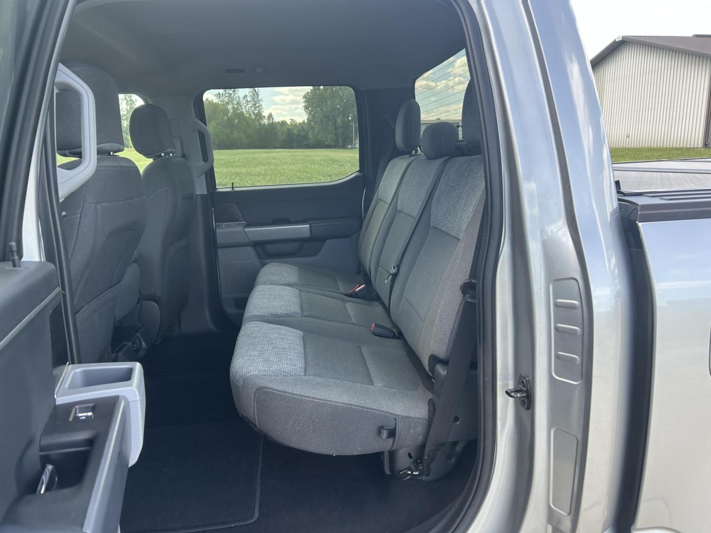 2021 SILVER /Gray Ford F-150 XL SuperCrew 6.5-ft. Bed 4WD (1FTFW1E51MK) with an 5.0L V8 OHV 16V engine, 6A transmission, located at 506 S. Kingshighway, Cape Girardeau, MO, 63703, (573) 235-5000, 37.294991, -89.553635 - 2021 Ford F-150 XLT 1-Owner 93xxx miles 4x4 5.0L V8 Automatic Backup Camera Power/Heated Seats Bluetooth Remote Start Cruise Power Windows/Locks/Mirrors We have financing available and we accept trades! Fill out a credit application on our website or come by today! If you have any quest - Photo#22