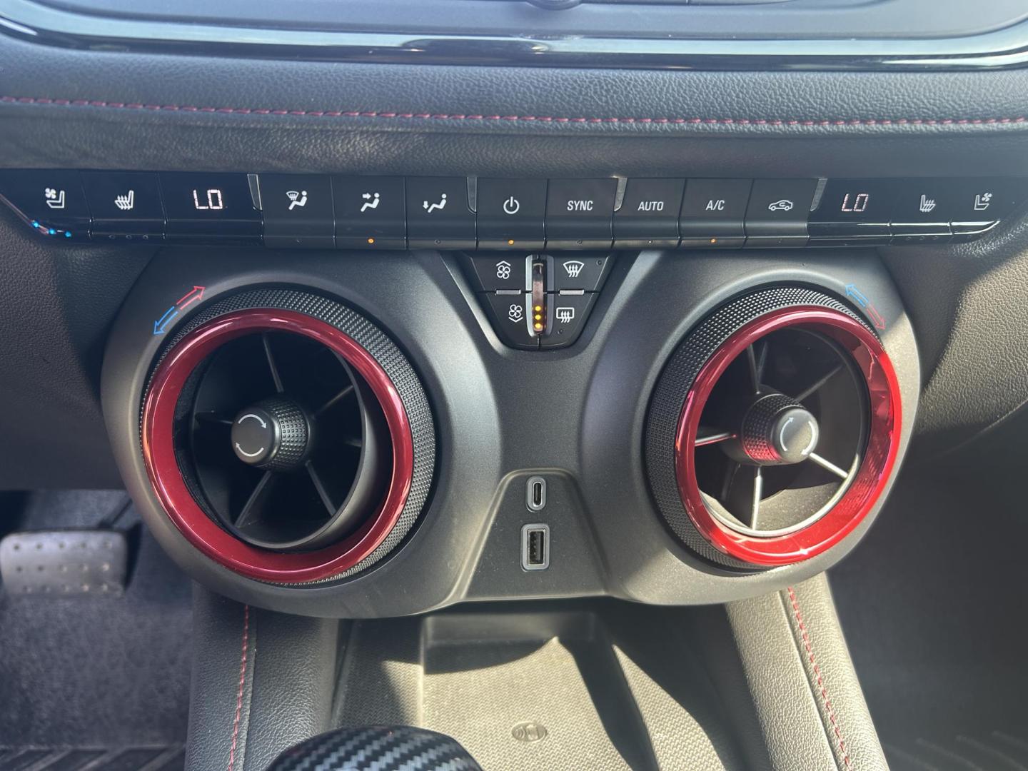 2019 RED /Black Chevrolet Blazer RS (3GNKBERSXKS) with an 3.6L V6 DOHC 24V engine, 9A transmission, located at 506 S. Kingshighway, Cape Girardeau, MO, 63703, (573) 235-5000, 37.294991, -89.553635 - 2019 Chevrolet Blazer RS 81xxx miles Front Wheel Drive 3.6L V6 Driver Confidence Package Automatic Power/Heated/Cooled Seats Heated Steering Wheel Backup Camera Sunroof/Moonroof Bluetooth Remote Start Cruise Power Windows/Locks/Mirrors We have financing available and we accept trades! - Photo#28