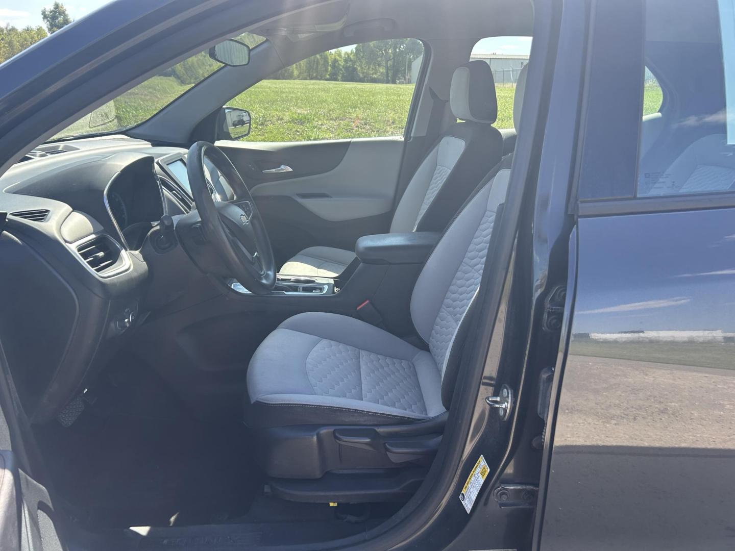 2018 GRAY /Black Chevrolet Equinox LS 2WD (2GNAXHEV7J6) with an 1.5L L4 DIR DOHC 16V TURBO engine, 6A transmission, located at 506 S. Kingshighway, Cape Girardeau, MO, 63703, (573) 235-5000, 37.294991, -89.553635 - 2018 Chevrolet Equinox LS 142xxx miles Front Wheel Drive 1.5L 4 Cyl. Automatic Backup Camera Power Driver Seat Bluetooth Cruise Power Windows/Locks/Mirrors We have financing available and we accept trades! Fill out a credit application on our website or come by today! If you have any ques - Photo#14