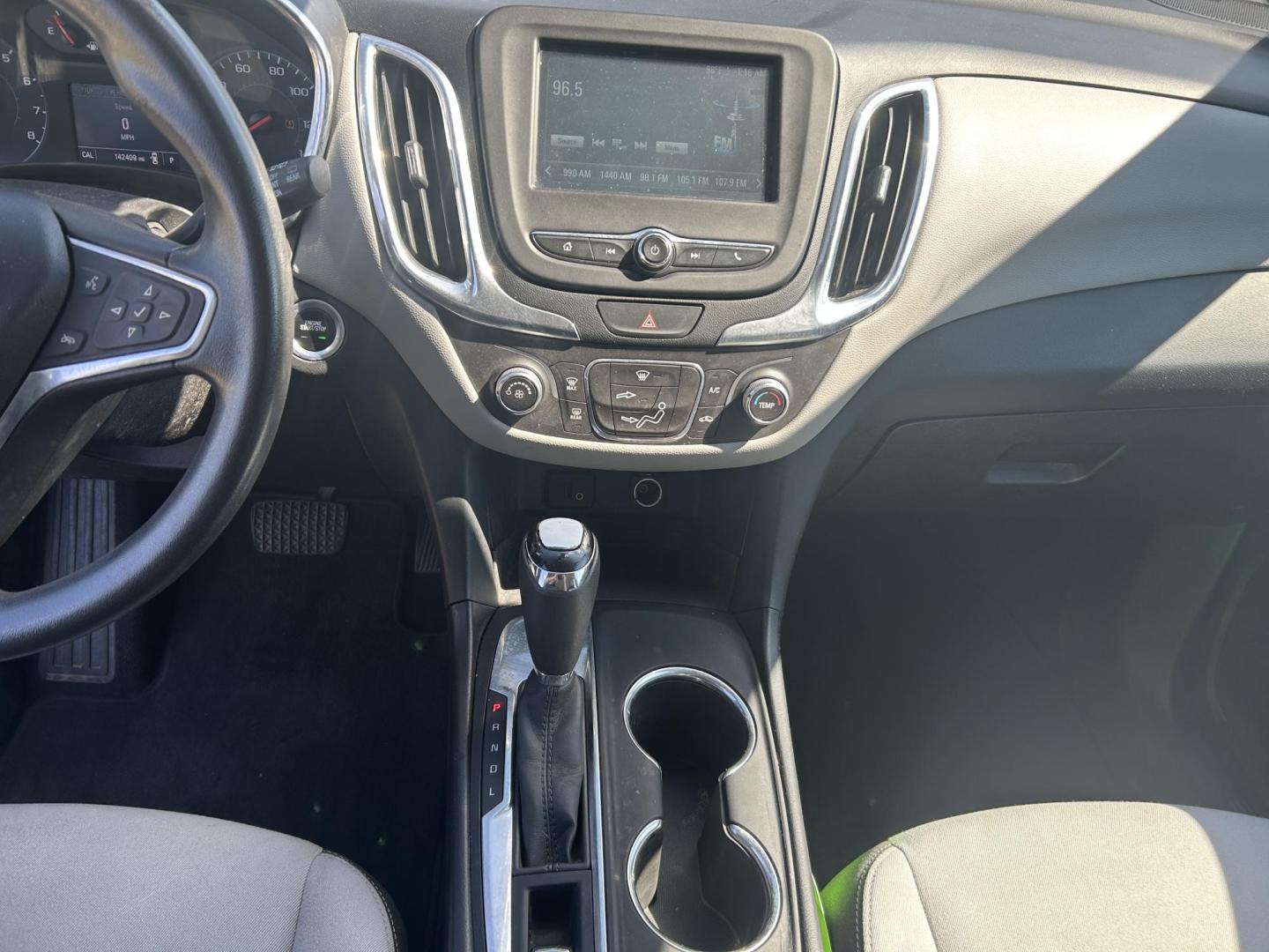 2018 GRAY /Black Chevrolet Equinox LS 2WD (2GNAXHEV7J6) with an 1.5L L4 DIR DOHC 16V TURBO engine, 6A transmission, located at 506 S. Kingshighway, Cape Girardeau, MO, 63703, (573) 235-5000, 37.294991, -89.553635 - 2018 Chevrolet Equinox LS 142xxx miles Front Wheel Drive 1.5L 4 Cyl. Automatic Backup Camera Power Driver Seat Bluetooth Cruise Power Windows/Locks/Mirrors We have financing available and we accept trades! Fill out a credit application on our website or come by today! If you have any ques - Photo#25