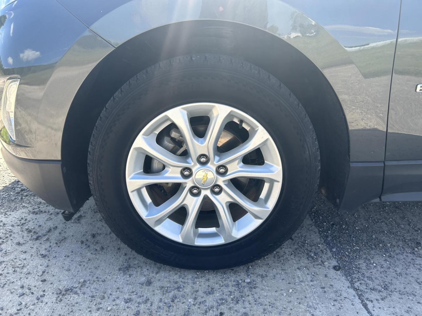 2018 GRAY /Black Chevrolet Equinox LS 2WD (2GNAXHEV7J6) with an 1.5L L4 DIR DOHC 16V TURBO engine, 6A transmission, located at 506 S. Kingshighway, Cape Girardeau, MO, 63703, (573) 235-5000, 37.294991, -89.553635 - 2018 Chevrolet Equinox LS 142xxx miles Front Wheel Drive 1.5L 4 Cyl. Automatic Backup Camera Power Driver Seat Bluetooth Cruise Power Windows/Locks/Mirrors We have financing available and we accept trades! Fill out a credit application on our website or come by today! If you have any ques - Photo#29