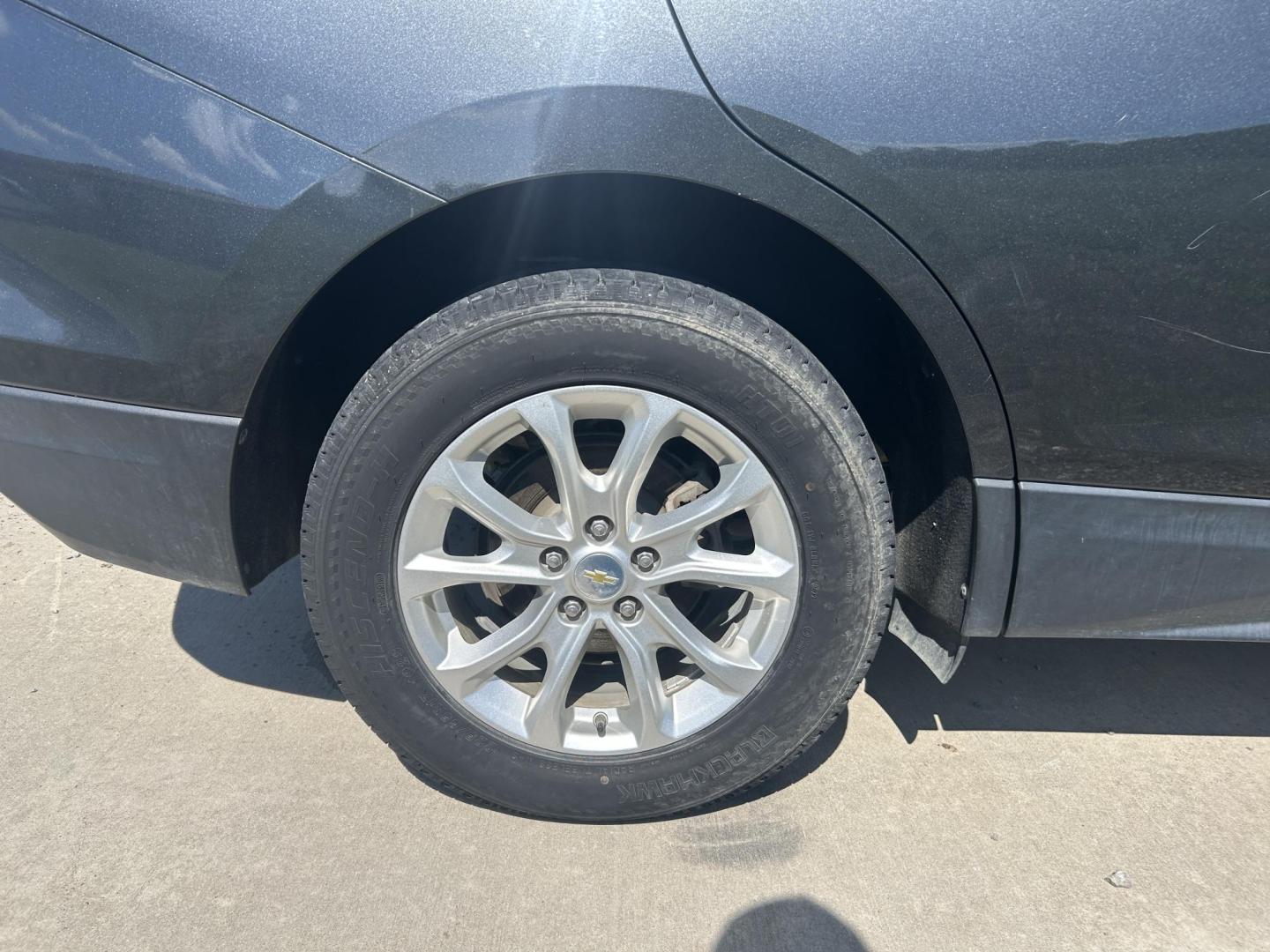 2018 GRAY /Black Chevrolet Equinox LS 2WD (2GNAXHEV7J6) with an 1.5L L4 DIR DOHC 16V TURBO engine, 6A transmission, located at 506 S. Kingshighway, Cape Girardeau, MO, 63703, (573) 235-5000, 37.294991, -89.553635 - 2018 Chevrolet Equinox LS 142xxx miles Front Wheel Drive 1.5L 4 Cyl. Automatic Backup Camera Power Driver Seat Bluetooth Cruise Power Windows/Locks/Mirrors We have financing available and we accept trades! Fill out a credit application on our website or come by today! If you have any ques - Photo#32
