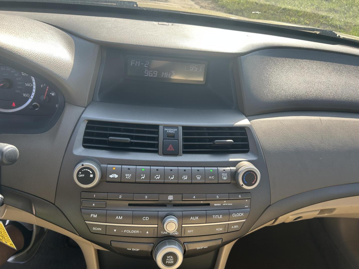 2009 GOLD /Tan Honda Accord LX-P Sedan AT (1HGCP26439A) with an 2.4L L4 DOHC 16V engine, 5-Speed Automatic transmission, located at 506 S. Kingshighway, Cape Girardeau, MO, 63703, (573) 235-5000, 37.294991, -89.553635 - 2009 Honda Civic LX-P 160xxx miles Front Wheel Drive 2.5L 4 Cyl. Automatic Cruise Power Windows/Locks/Mirrors We have financing available and we accept trades! Fill out a credit application on our website or come by today! If you have any questions, give us a call at (573) 235-5000 or visit - Photo#31