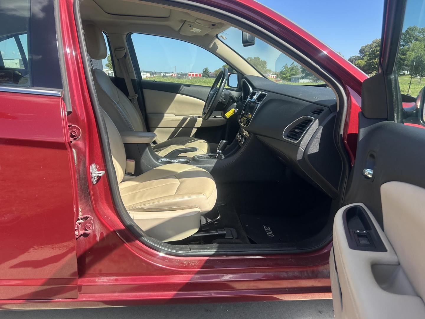 2011 MAROON /Tan Chrysler 200 Limited (1C3BC2FGXBN) with an 3.6L V6 DOHC 24V engine, 6-Speed Automatic transmission, located at 506 S. Kingshighway, Cape Girardeau, MO, 63703, (573) 235-5000, 37.294991, -89.553635 - 2011 Chrysler 200 Limited 77xxx miles Front Wheel Drive 3.6L 6 Cyl. Automatic Cruise Heated Seats Power Driver Seat Power Sunroof Leather Navigation Power Windows/Locks/Mirrors We have financing available and we accept trades! Fill out a credit application on our website or come by today - Photo#18