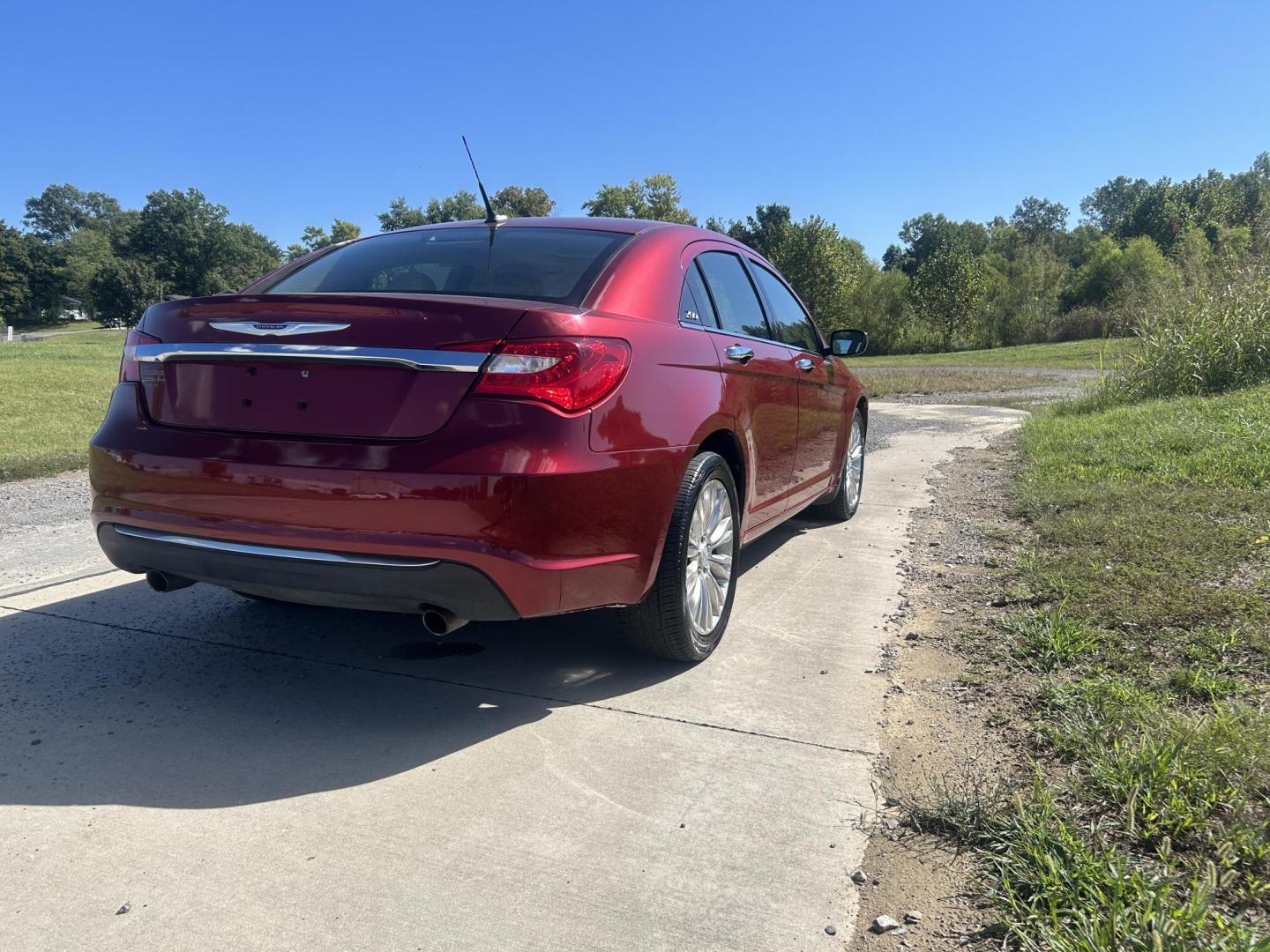 2011 MAROON /Tan Chrysler 200 Limited (1C3BC2FGXBN) with an 3.6L V6 DOHC 24V engine, 6-Speed Automatic transmission, located at 506 S. Kingshighway, Cape Girardeau, MO, 63703, (573) 235-5000, 37.294991, -89.553635 - 2011 Chrysler 200 Limited 77xxx miles Front Wheel Drive 3.6L 6 Cyl. Automatic Cruise Heated Seats Power Driver Seat Power Sunroof Leather Navigation Power Windows/Locks/Mirrors We have financing available and we accept trades! Fill out a credit application on our website or come by today - Photo#10