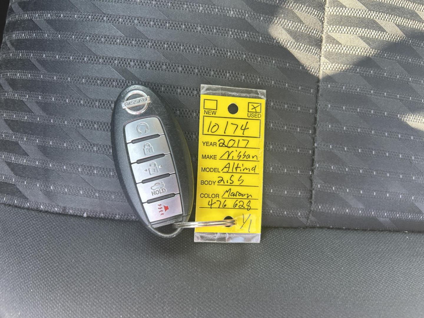 2017 MAROON /Black Nissan Altima 2.5 S (1N4AL3AP0HC) with an 2.5L L4 DOHC 16V engine, CVT transmission, located at 506 S. Kingshighway, Cape Girardeau, MO, 63703, (573) 235-5000, 37.294991, -89.553635 - 2017 Nissan Altima 2.5 S 128xxx miles Front Wheel Drive 2.5L 4 Cyl. Automatic Backup Camera Power Driver Seat Remote Start Cruise Power Windows/Locks/Mirrors We have financing available and we accept trades! Fill out a credit application on our website or come by today! If you have any qu - Photo#3