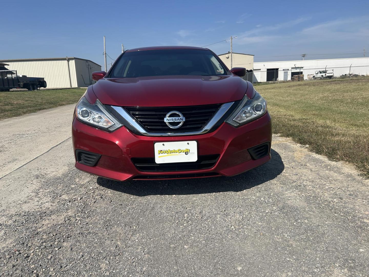 2017 MAROON /Black Nissan Altima 2.5 S (1N4AL3AP0HC) with an 2.5L L4 DOHC 16V engine, CVT transmission, located at 506 S. Kingshighway, Cape Girardeau, MO, 63703, (573) 235-5000, 37.294991, -89.553635 - 2017 Nissan Altima 2.5 S 128xxx miles Front Wheel Drive 2.5L 4 Cyl. Automatic Backup Camera Power Driver Seat Remote Start Cruise Power Windows/Locks/Mirrors We have financing available and we accept trades! Fill out a credit application on our website or come by today! If you have any qu - Photo#6