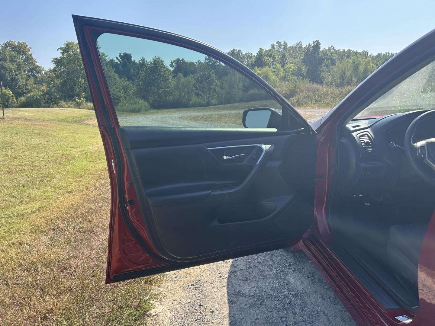 2017 MAROON /Black Nissan Altima 2.5 S (1N4AL3AP0HC) with an 2.5L L4 DOHC 16V engine, CVT transmission, located at 506 S. Kingshighway, Cape Girardeau, MO, 63703, (573) 235-5000, 37.294991, -89.553635 - 2017 Nissan Altima 2.5 S 128xxx miles Front Wheel Drive 2.5L 4 Cyl. Automatic Backup Camera Power Driver Seat Remote Start Cruise Power Windows/Locks/Mirrors We have financing available and we accept trades! Fill out a credit application on our website or come by today! If you have any qu - Photo#13