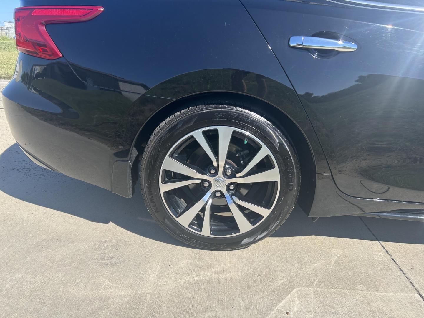 2018 BLACK /Black Nissan Maxima 3.5 SV (1N4AA6AP5JC) with an 3.5L V6 DOHC 24V engine, CVT transmission, located at 506 S. Kingshighway, Cape Girardeau, MO, 63703, (573) 235-5000, 37.294991, -89.553635 - 2018 Nissan Maxima 3.5 SV 38xxx Miles 3.5L 6 cyl Front Wheel Drive Automatic Leather Power Seats Heated Seats/Steering Wheel Remote Start Remote Entry Navigation Sunroof Cruise Power Windows/Locks/Mirrors We have financing available and we accept trades! Fill out a credit application o - Photo#27