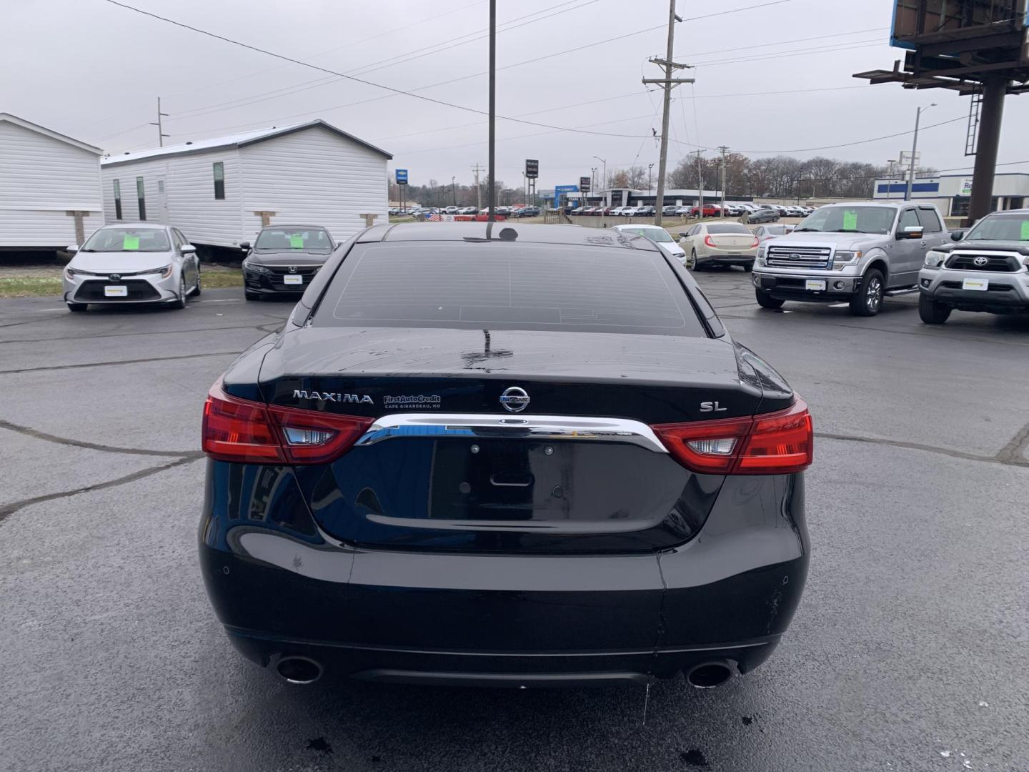 2018 BLACK /Black Nissan Maxima 3.5 SV (1N4AA6AP5JC) with an 3.5L V6 DOHC 24V engine, CVT transmission, located at 506 S. Kingshighway, Cape Girardeau, MO, 63703, (573) 235-5000, 37.294991, -89.553635 - 2018 Nissan Maxima 3.5 SV 38xxx Miles 3.5L 6 cyl Front Wheel Drive Automatic Leather Power Seats Heated Seats/Steering Wheel Remote Start Remote Entry Navigation Sunroof Cruise Power Windows/Locks/Mirrors We have financing available and we accept trades! Fill out a credit application o - Photo#5