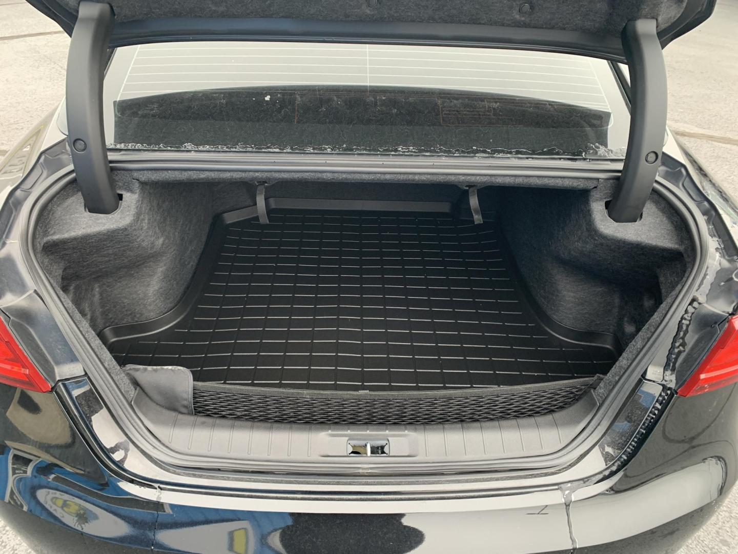 2018 BLACK /Black Nissan Maxima 3.5 SV (1N4AA6AP5JC) with an 3.5L V6 DOHC 24V engine, CVT transmission, located at 506 S. Kingshighway, Cape Girardeau, MO, 63703, (573) 235-5000, 37.294991, -89.553635 - 2018 Nissan Maxima 3.5 SV 38xxx Miles 3.5L 6 cyl Front Wheel Drive Automatic Leather Power Seats Heated Seats/Steering Wheel Remote Start Remote Entry Navigation Sunroof Cruise Power Windows/Locks/Mirrors We have financing available and we accept trades! Fill out a credit application o - Photo#6