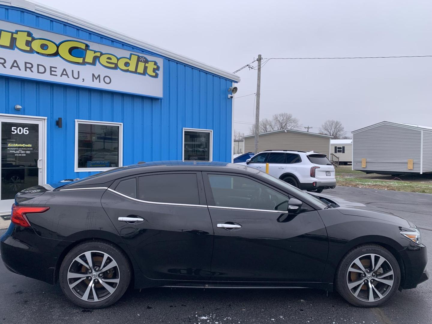 2018 BLACK /Black Nissan Maxima 3.5 SV (1N4AA6AP5JC) with an 3.5L V6 DOHC 24V engine, CVT transmission, located at 506 S. Kingshighway, Cape Girardeau, MO, 63703, (573) 235-5000, 37.294991, -89.553635 - 2018 Nissan Maxima 3.5 SV 38xxx Miles 3.5L 6 cyl Front Wheel Drive Automatic Leather Power Seats Heated Seats/Steering Wheel Remote Start Remote Entry Navigation Sunroof Cruise Power Windows/Locks/Mirrors We have financing available and we accept trades! Fill out a credit application o - Photo#8