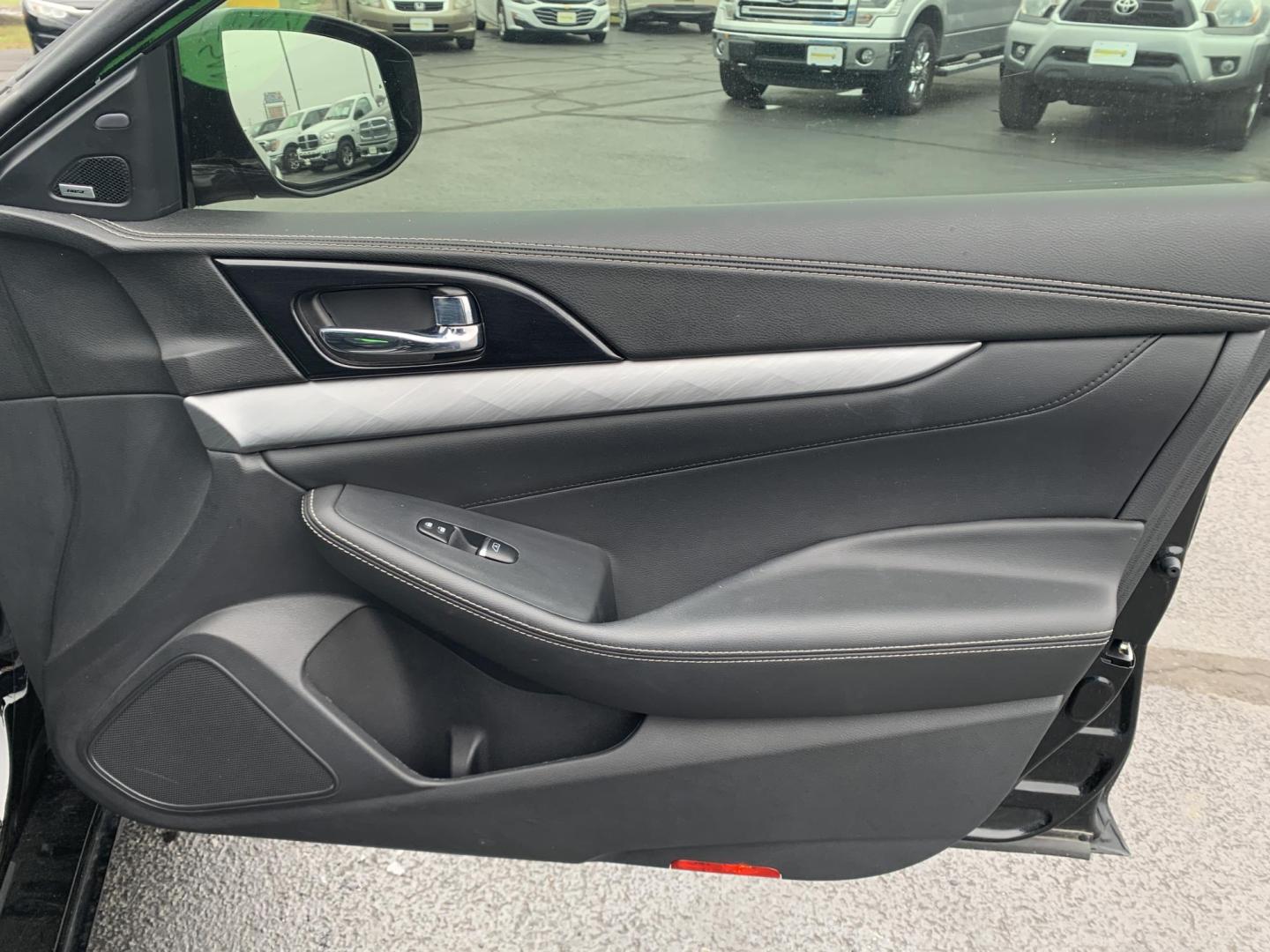 2018 BLACK /Black Nissan Maxima 3.5 SV (1N4AA6AP5JC) with an 3.5L V6 DOHC 24V engine, CVT transmission, located at 506 S. Kingshighway, Cape Girardeau, MO, 63703, (573) 235-5000, 37.294991, -89.553635 - 2018 Nissan Maxima 3.5 SV 38xxx Miles 3.5L 6 cyl Front Wheel Drive Automatic Leather Power Seats Heated Seats/Steering Wheel Remote Start Remote Entry Navigation Sunroof Cruise Power Windows/Locks/Mirrors We have financing available and we accept trades! Fill out a credit application o - Photo#19