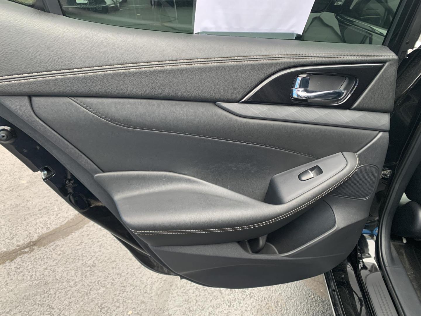 2018 BLACK /Black Nissan Maxima 3.5 SV (1N4AA6AP5JC) with an 3.5L V6 DOHC 24V engine, CVT transmission, located at 506 S. Kingshighway, Cape Girardeau, MO, 63703, (573) 235-5000, 37.294991, -89.553635 - 2018 Nissan Maxima 3.5 SV 38xxx Miles 3.5L 6 cyl Front Wheel Drive Automatic Leather Power Seats Heated Seats/Steering Wheel Remote Start Remote Entry Navigation Sunroof Cruise Power Windows/Locks/Mirrors We have financing available and we accept trades! Fill out a credit application o - Photo#17