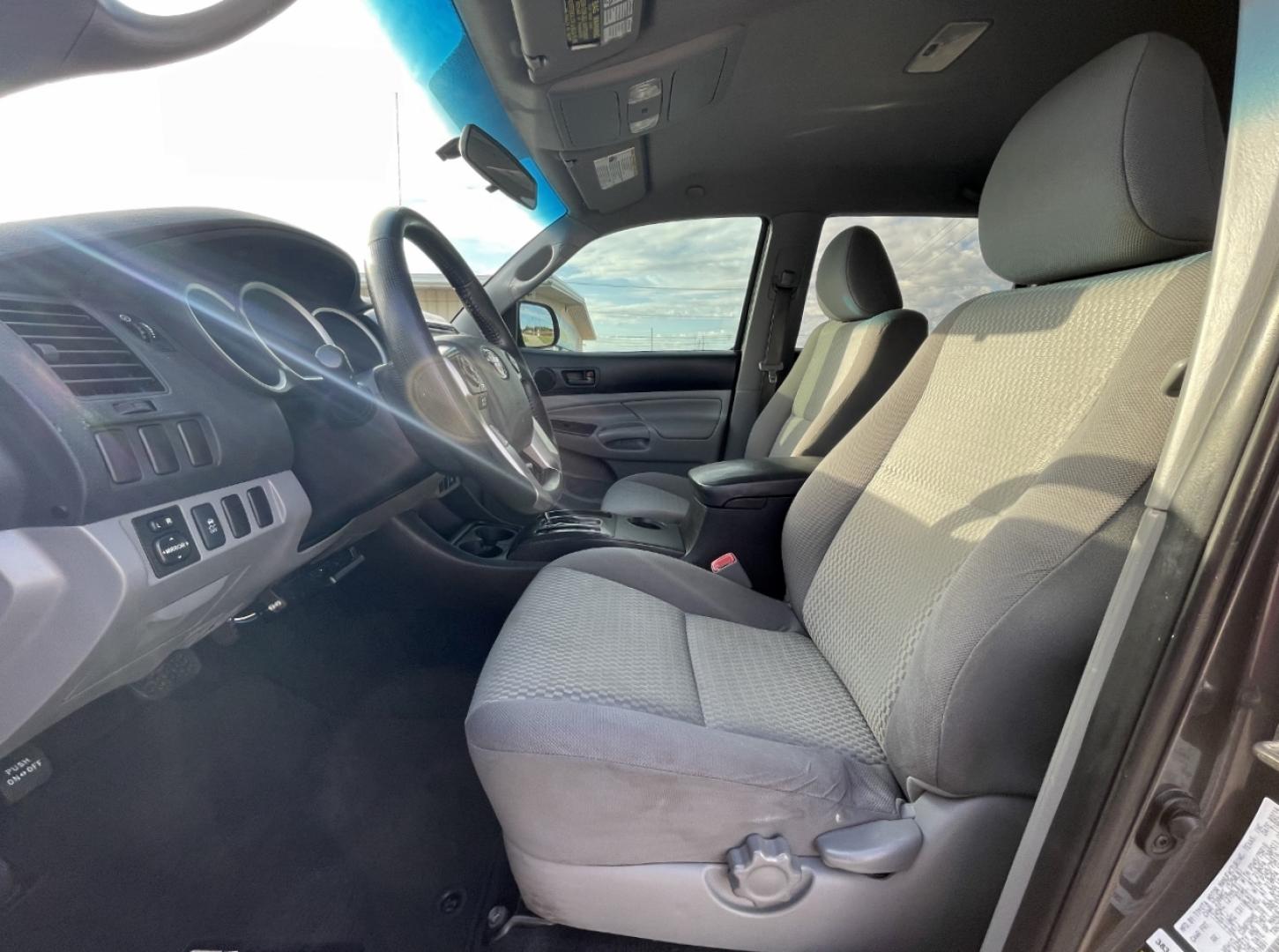 2014 GRAY /Gray Cloth Toyota Tacoma PreRunner 2WD (5TFJX4GN9EX) with an 2.7L 4 Cyl. engine, Automatic transmission, located at 2990 Old Orchard Rd., Jackson, MO, 63755, 37.354214, -89.612106 - We have financing available and we accept trades! Fill out a credit application on our website or come by today! If you have any questions, give us a call at (573) 204-7777 or visit our website at firstautocredit.com. - Photo#10