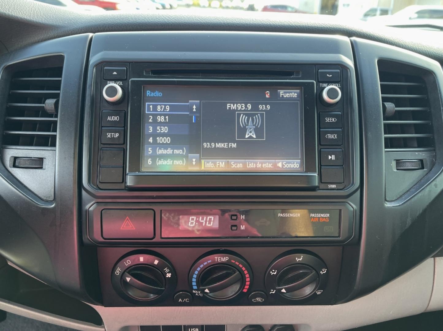2014 GRAY /Gray Cloth Toyota Tacoma PreRunner 2WD (5TFJX4GN9EX) with an 2.7L 4 Cyl. engine, Automatic transmission, located at 2990 Old Orchard Rd., Jackson, MO, 63755, 37.354214, -89.612106 - We have financing available and we accept trades! Fill out a credit application on our website or come by today! If you have any questions, give us a call at (573) 204-7777 or visit our website at firstautocredit.com. - Photo#18