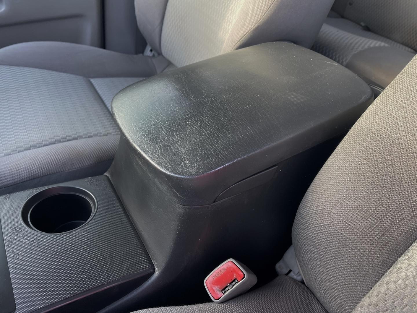 2014 GRAY /Gray Cloth Toyota Tacoma PreRunner 2WD (5TFJX4GN9EX) with an 2.7L 4 Cyl. engine, Automatic transmission, located at 2990 Old Orchard Rd., Jackson, MO, 63755, 37.354214, -89.612106 - We have financing available and we accept trades! Fill out a credit application on our website or come by today! If you have any questions, give us a call at (573) 204-7777 or visit our website at firstautocredit.com. - Photo#22