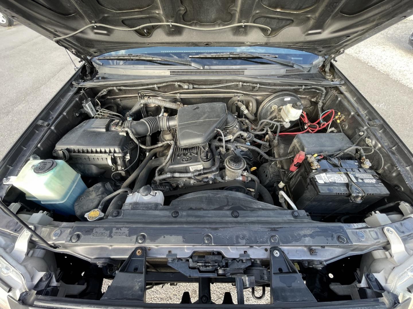 2014 GRAY /Gray Cloth Toyota Tacoma PreRunner 2WD (5TFJX4GN9EX) with an 2.7L 4 Cyl. engine, Automatic transmission, located at 2990 Old Orchard Rd., Jackson, MO, 63755, 37.354214, -89.612106 - We have financing available and we accept trades! Fill out a credit application on our website or come by today! If you have any questions, give us a call at (573) 204-7777 or visit our website at firstautocredit.com. - Photo#23
