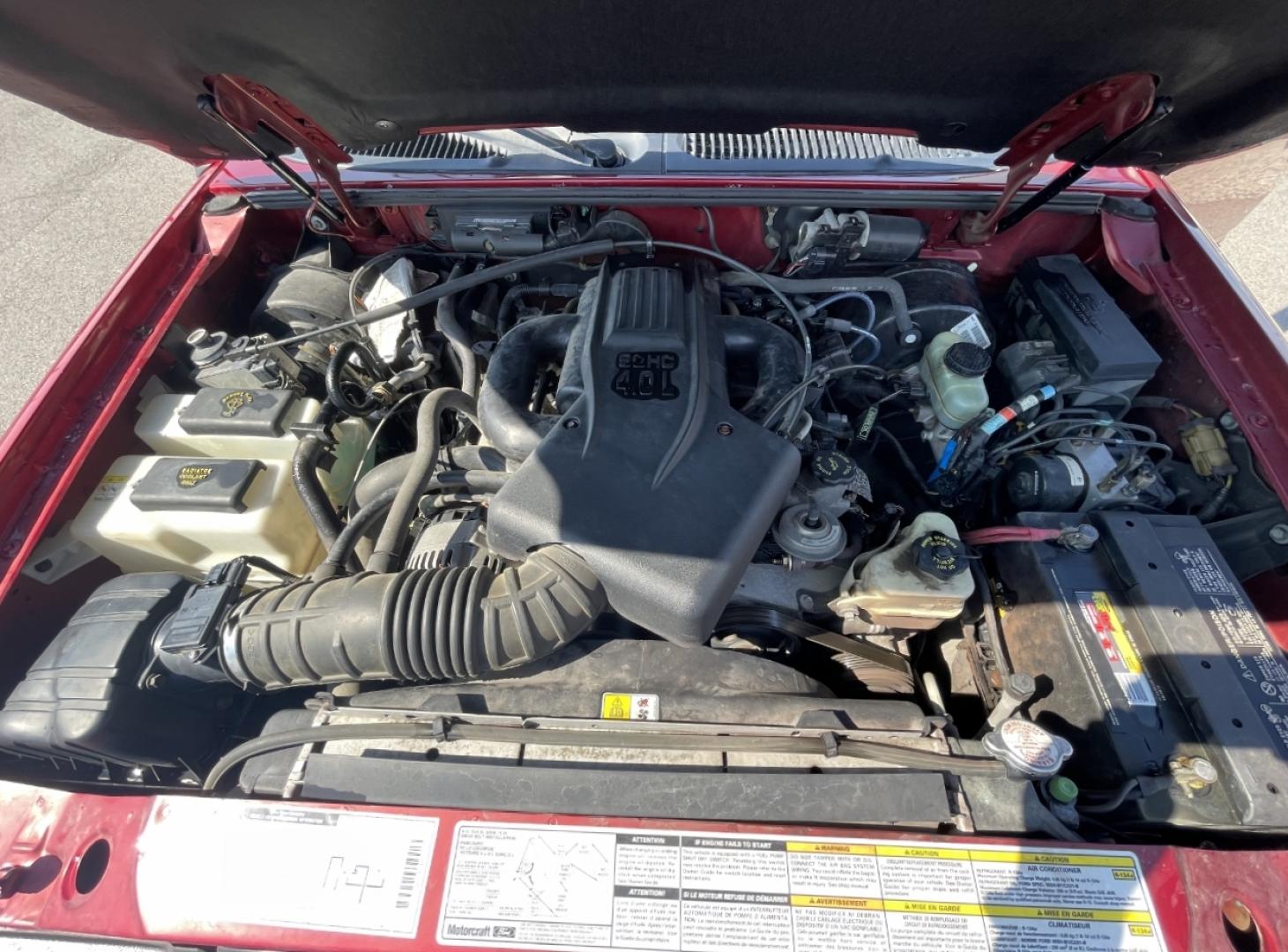2001 RED /Tan Cloth Ford Explorer XLT 4WD (1FMZU73E81Z) with an 4.0L V6 engine, Automatic transmission, located at 2990 Old Orchard Rd., Jackson, MO, 63755, 37.354214, -89.612106 - We have financing available and we accept trades! Fill out a credit application on our website or come by today! If you have any questions, give us a call at (573) 204-7777 or visit our website at firstautocredit.com. - Photo#23